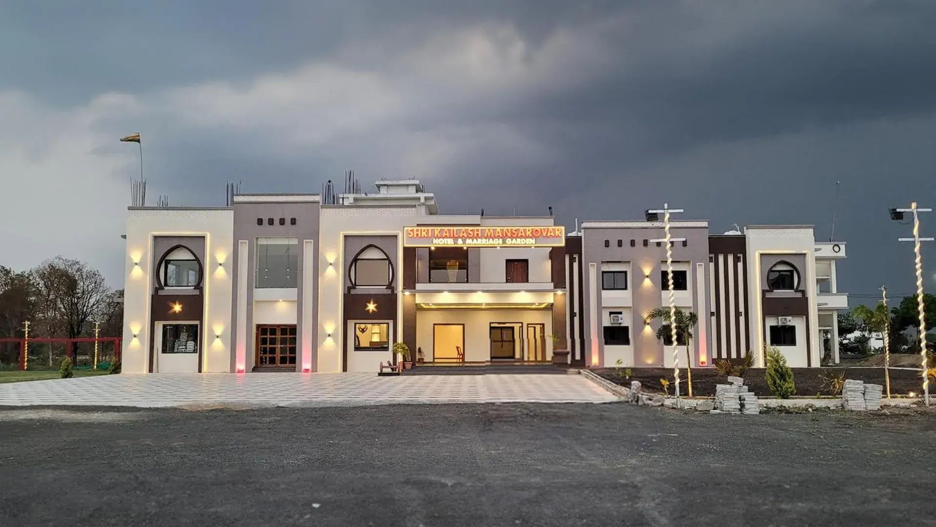 Hotel Shri Kailash Mansarovar Hotel Shri Kailash Mansarovar