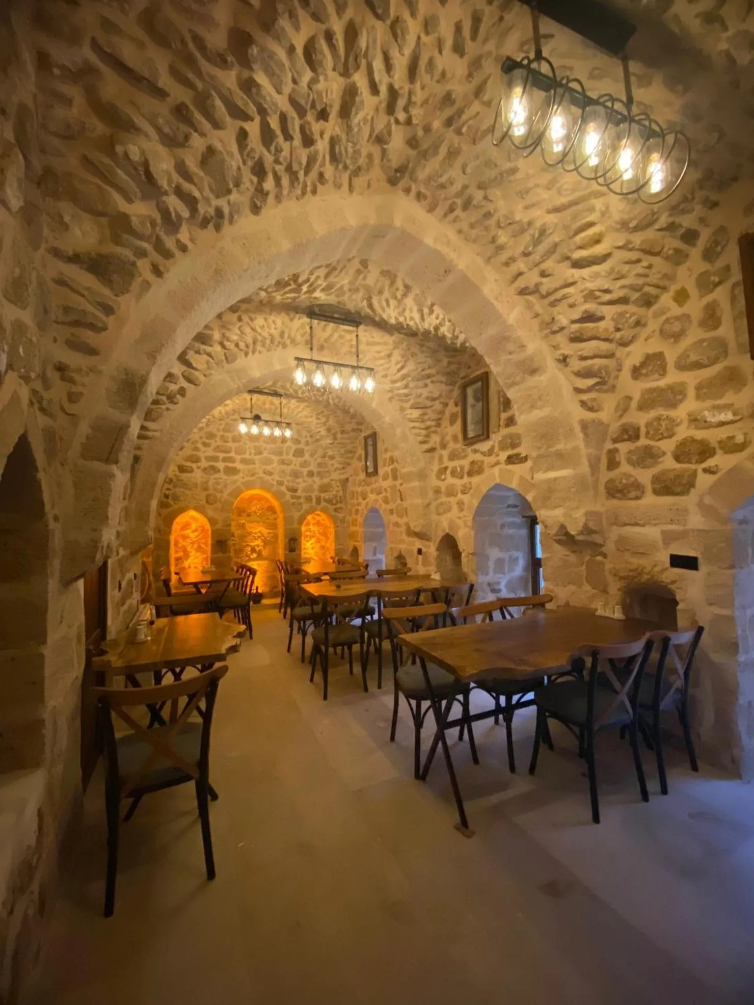 Restaurant/places to eat in Marvel Hotel Mardin