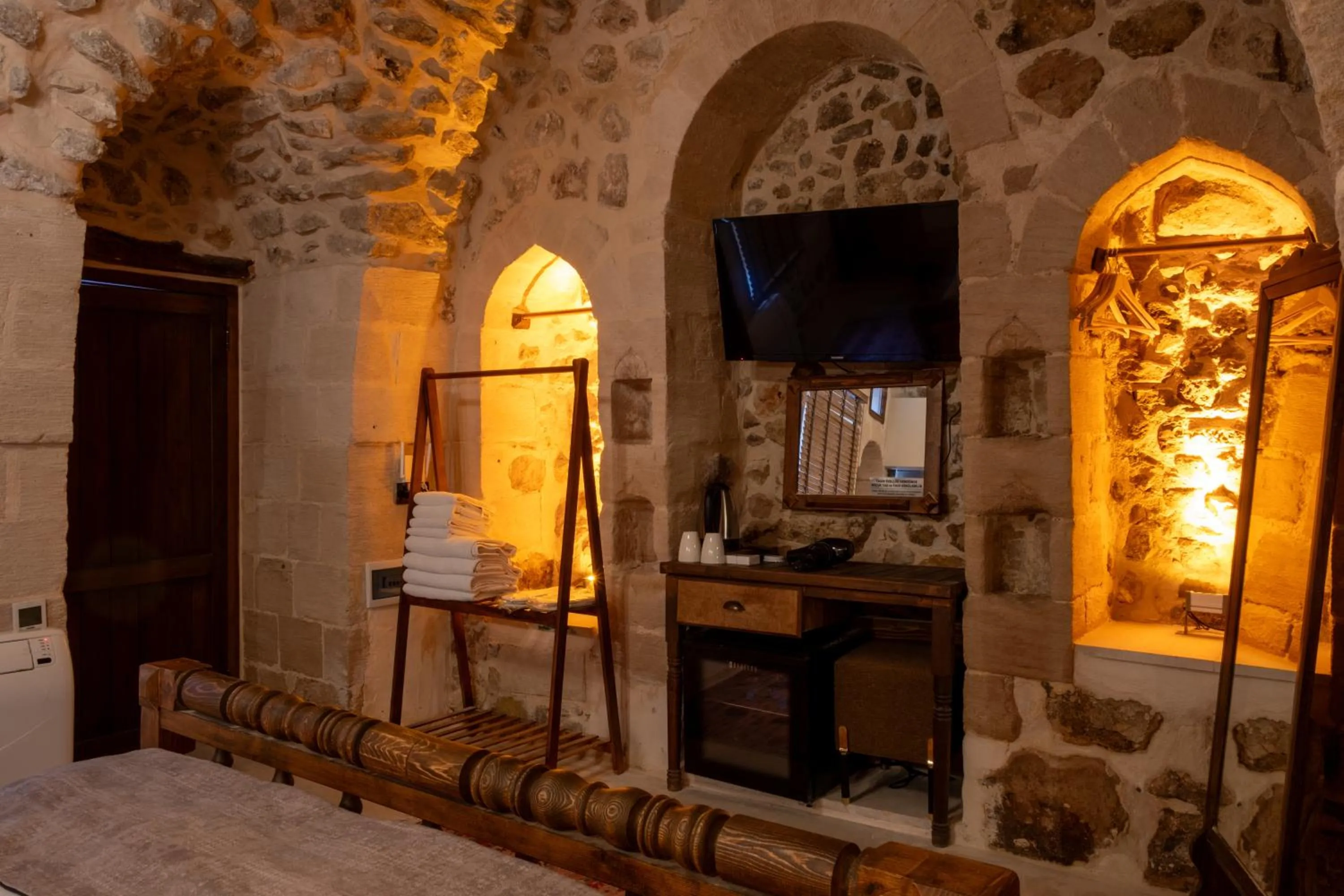 Bed in Marvel Hotel Mardin