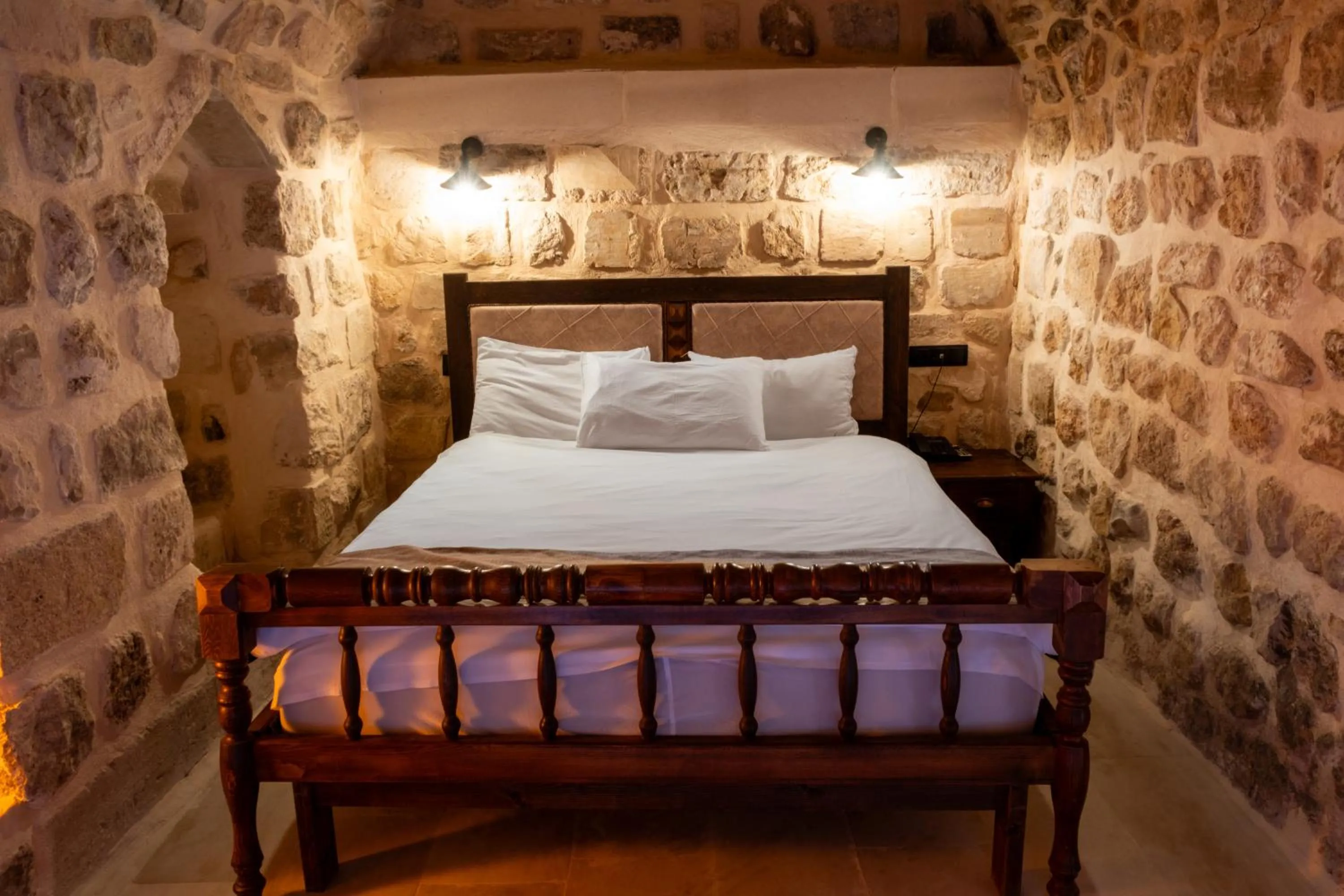 Bed in Marvel Hotel Mardin