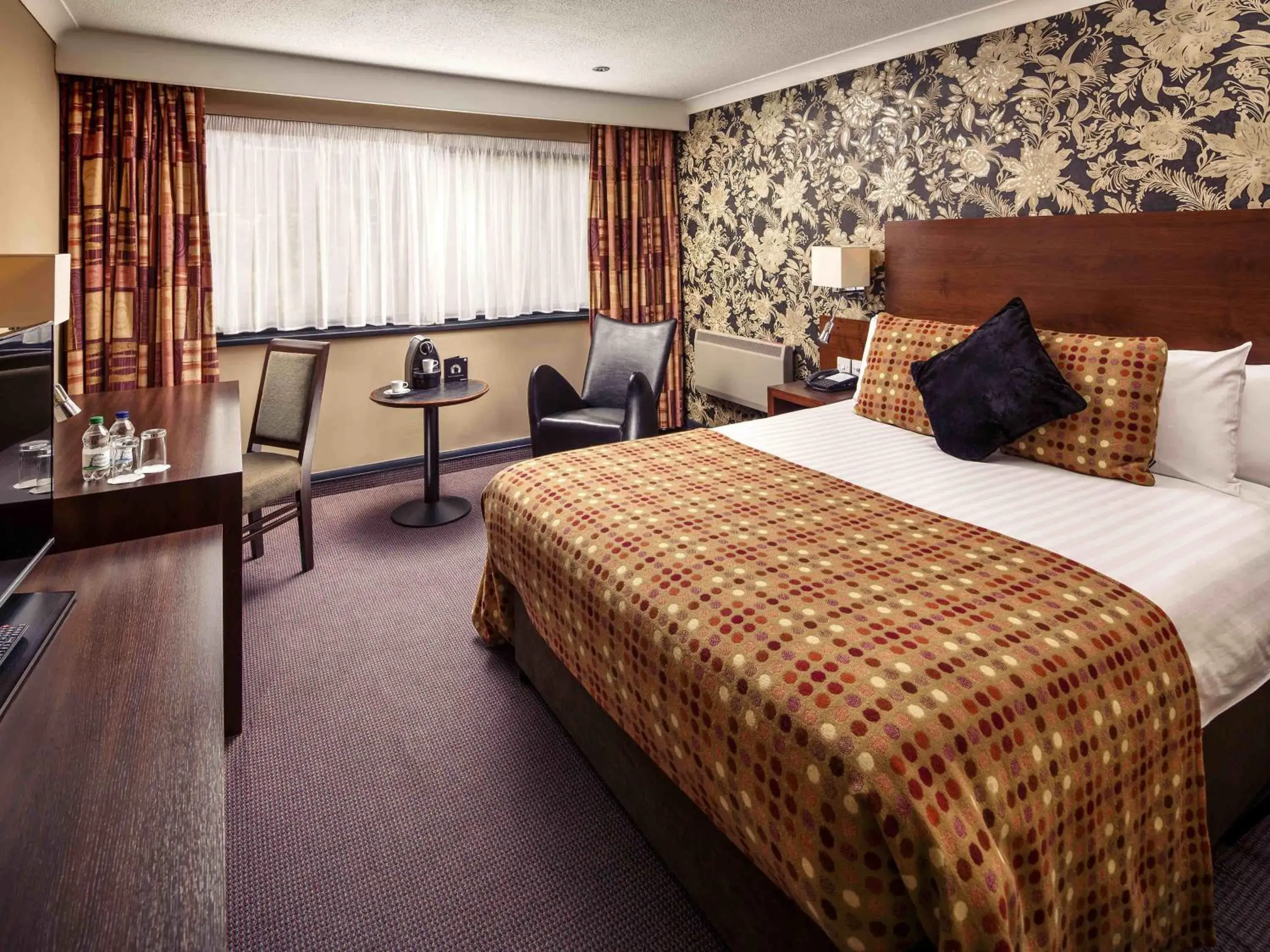 Privilege Double Room in Mercure Livingston Hotel Privilege Double Room in Mercure Livingston Hotel