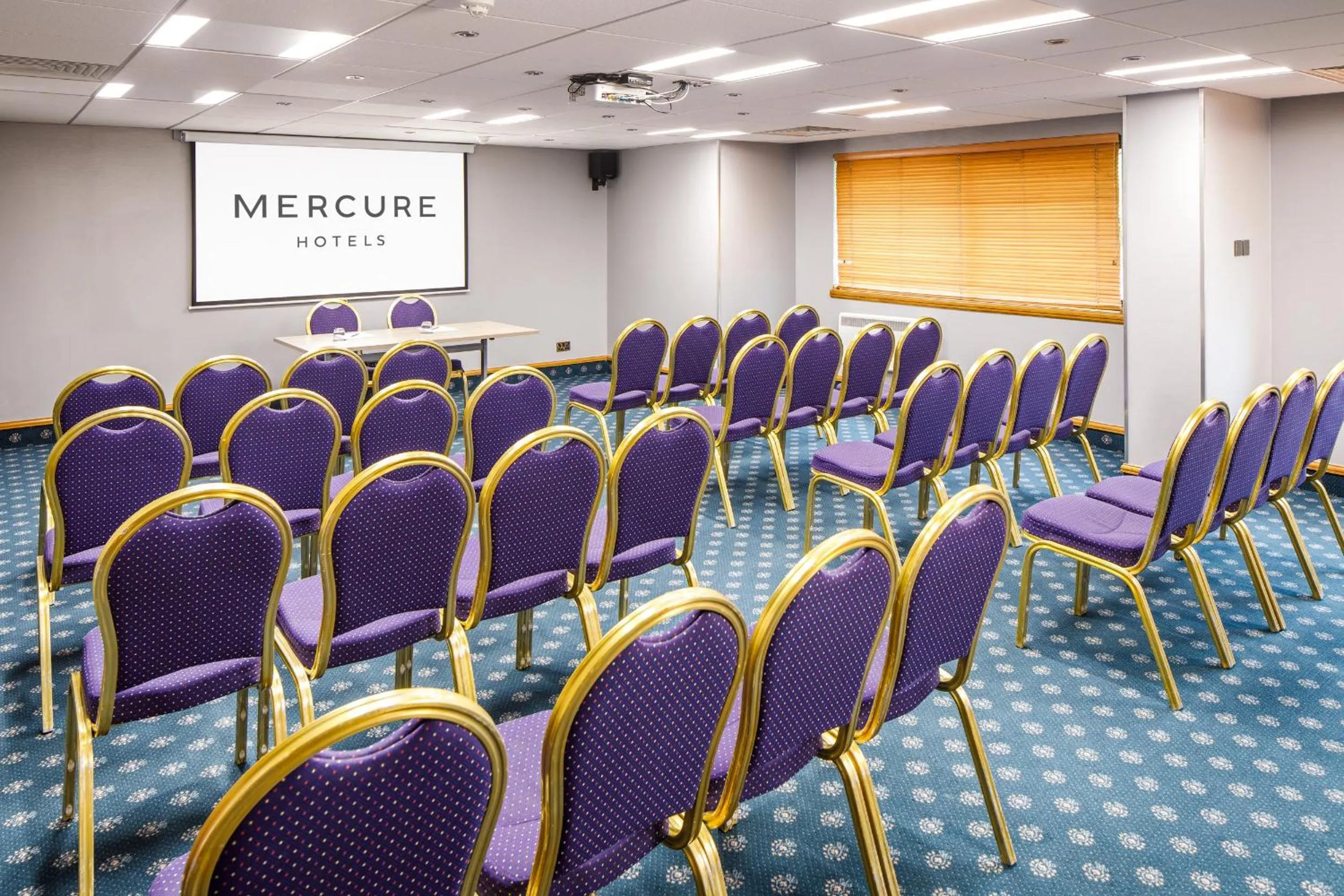 Meeting/conference room in Mercure Livingston Hotel