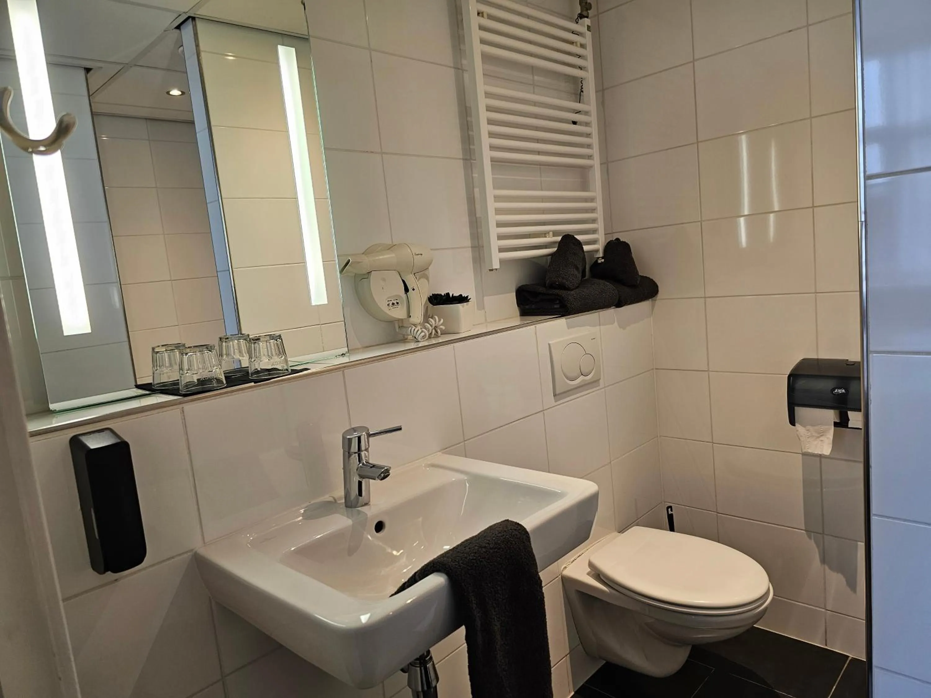 Bathroom in Hotel Restaurant Solskin