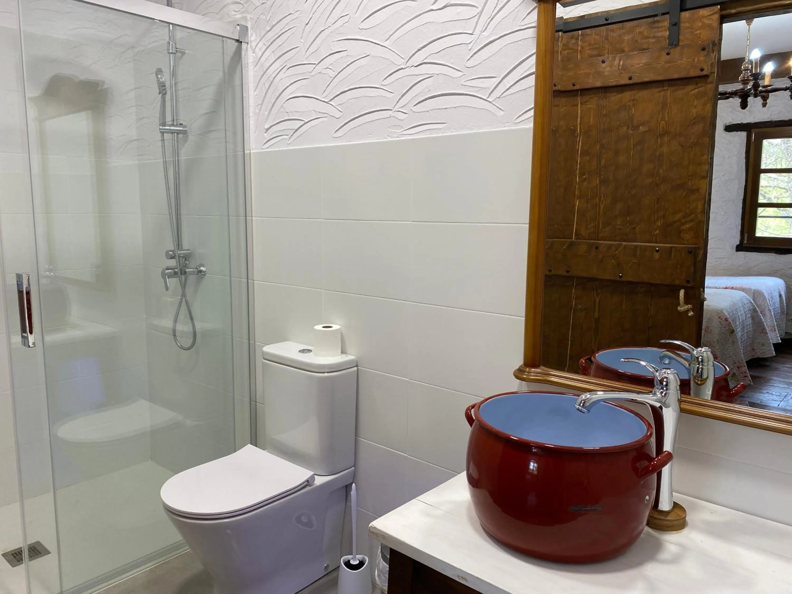 Bathroom in Casa Rural Iratxeko-Berea