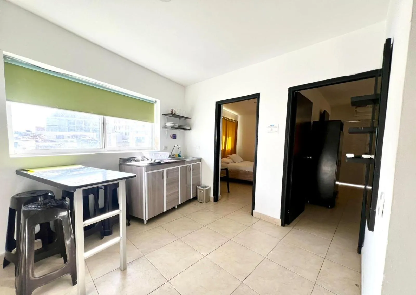 Kitchen or kitchenette in Caribbean Island Hotel