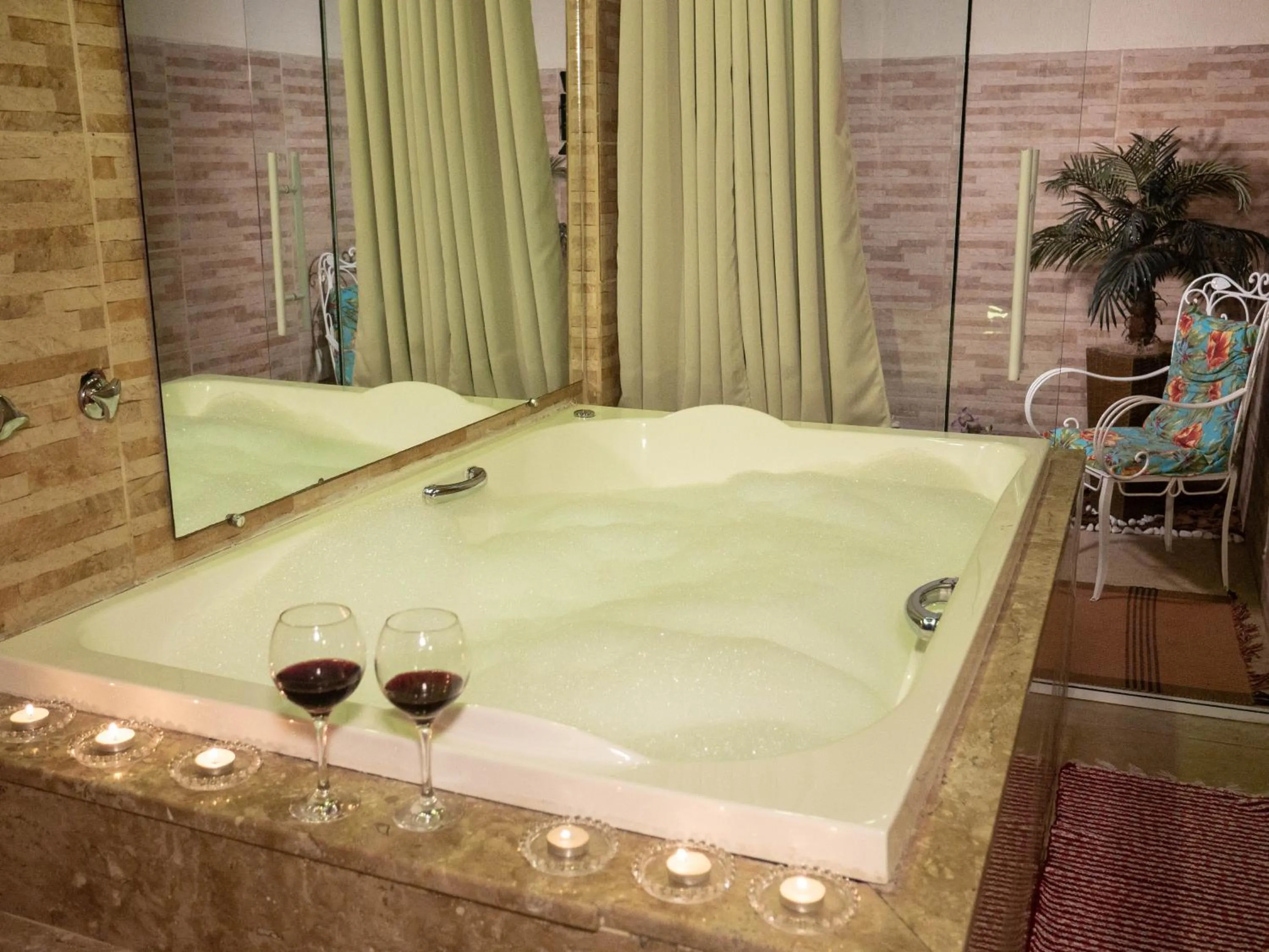 Hot Tub in Recanto de Moriá