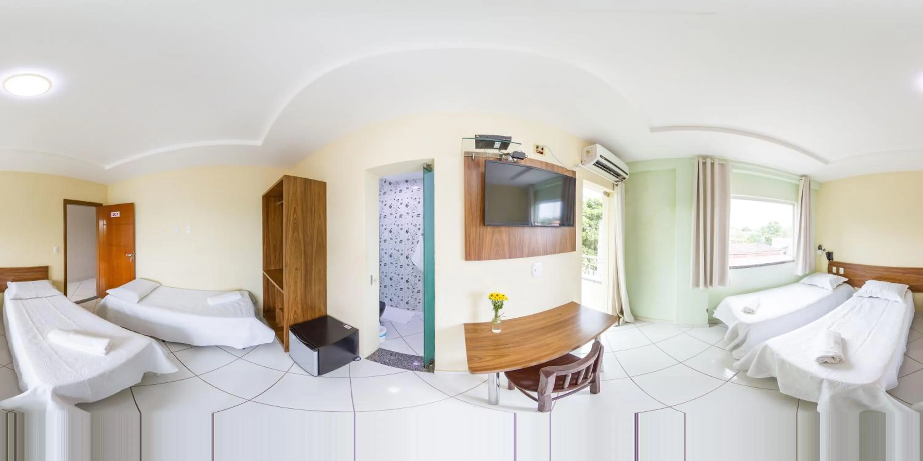 Bed in Hotel Imperial