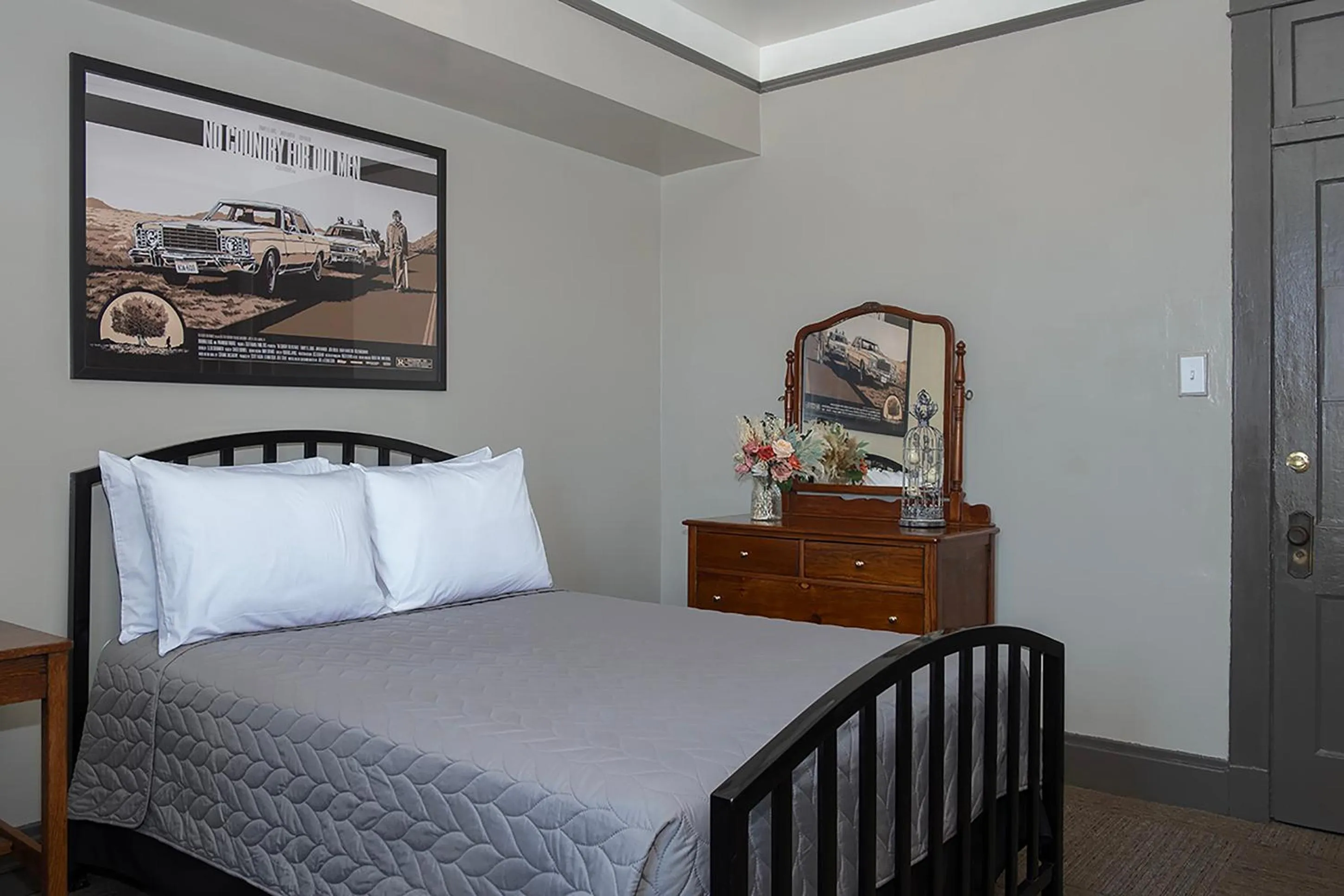 Bed in Gardner Hotel & Hostel