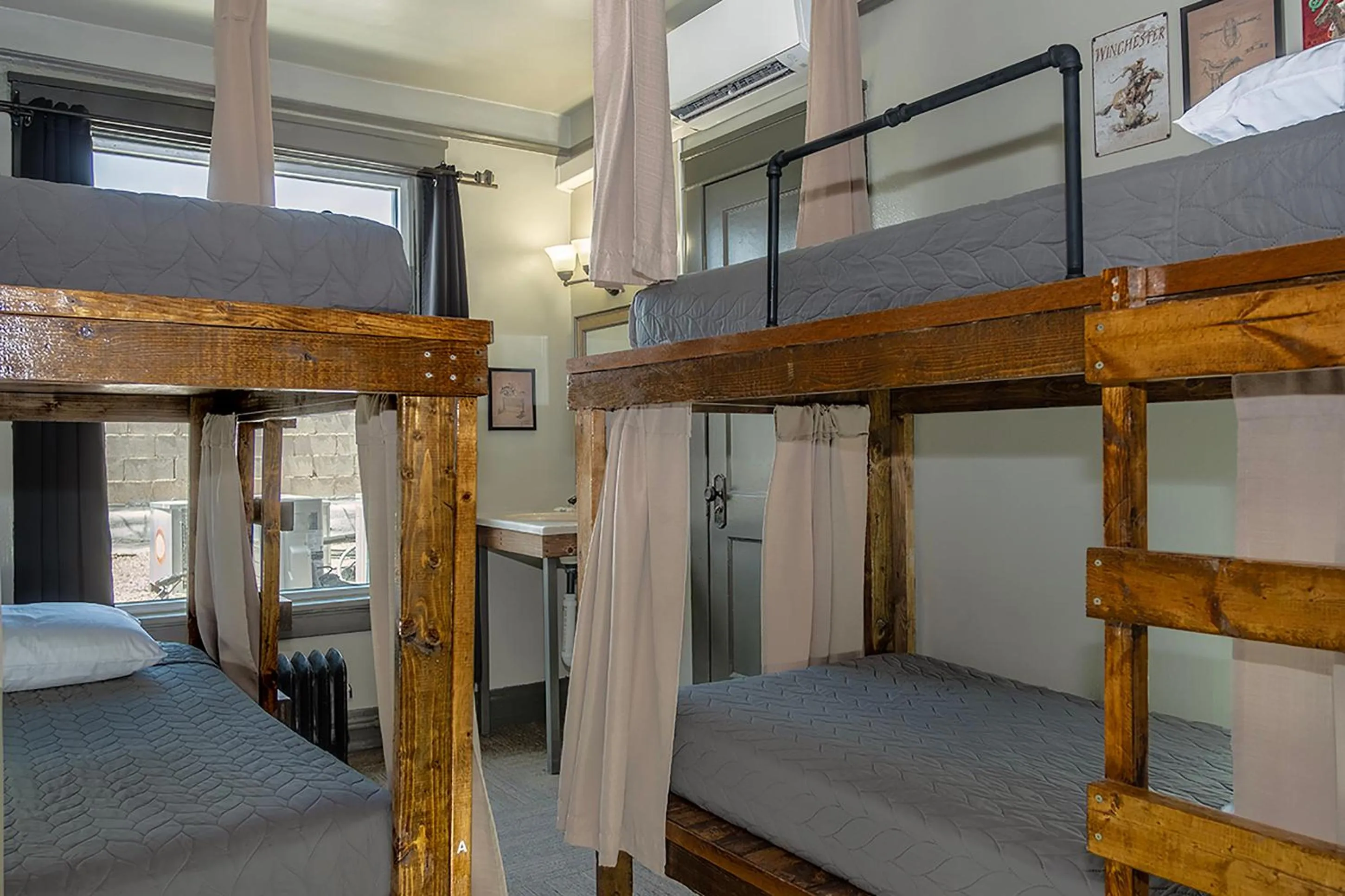 Photo of the whole room, Bed in Gardner Hotel & Hostel