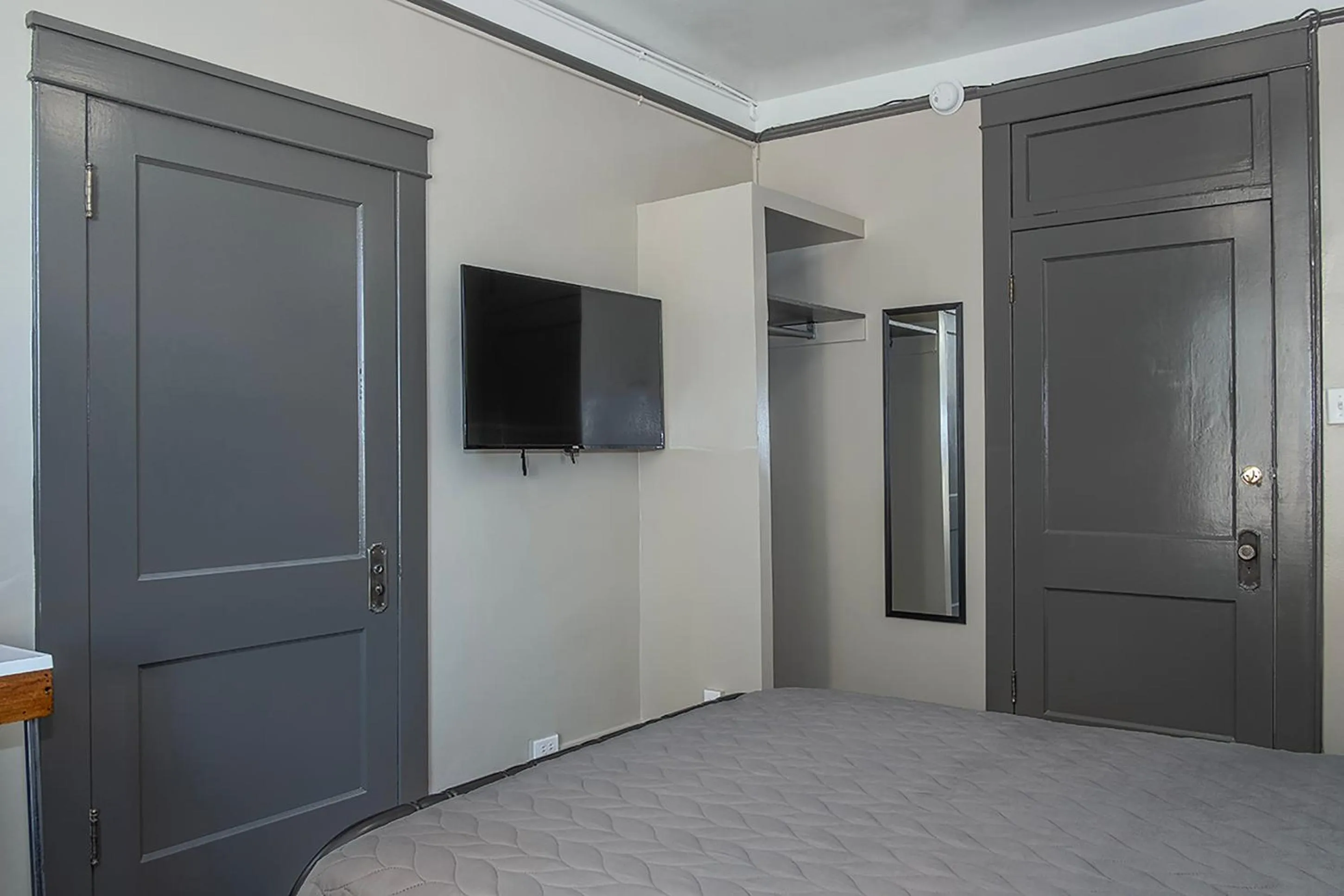 Bed in Gardner Hotel & Hostel