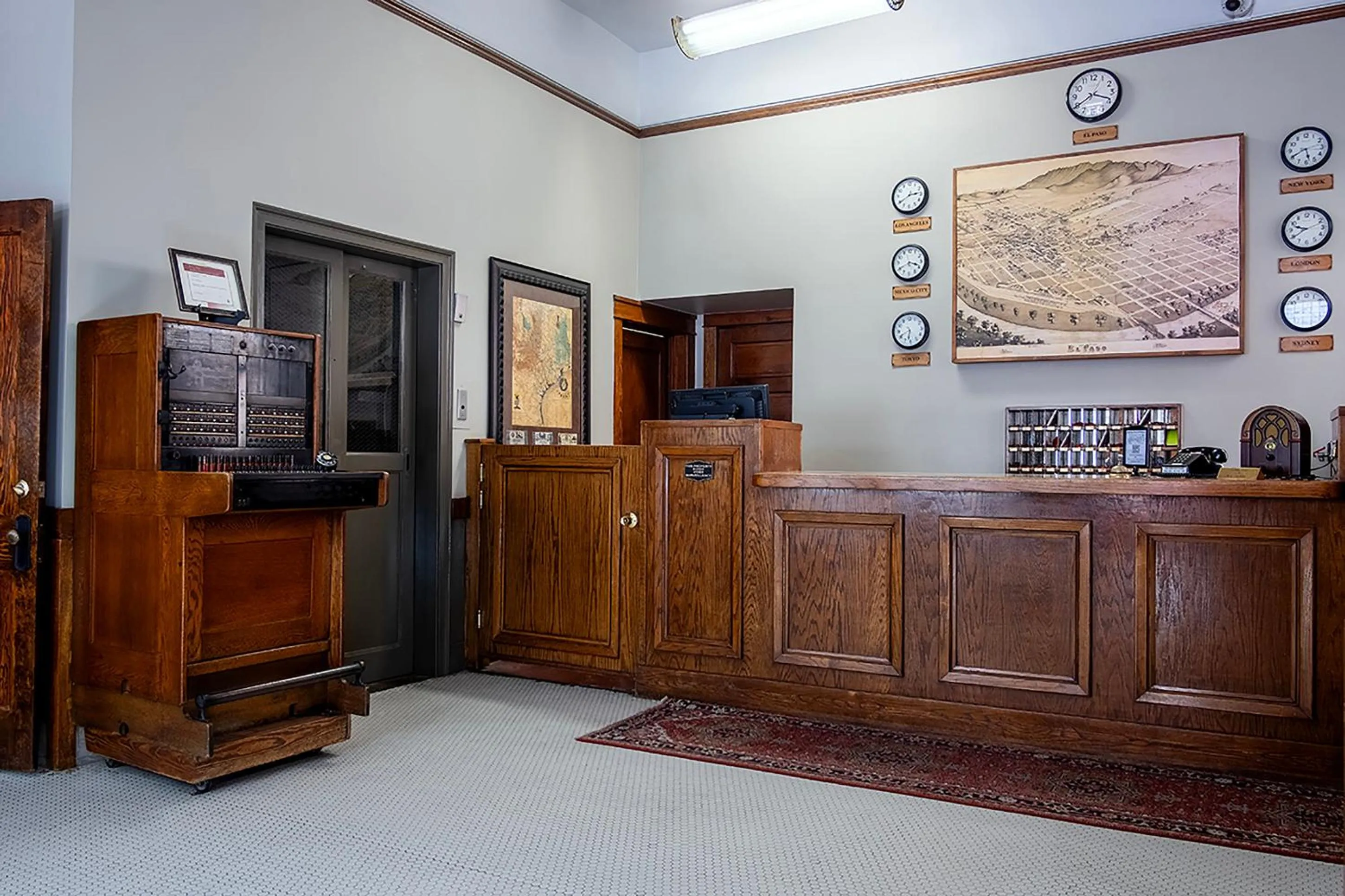 Lobby or reception in Gardner Hotel & Hostel