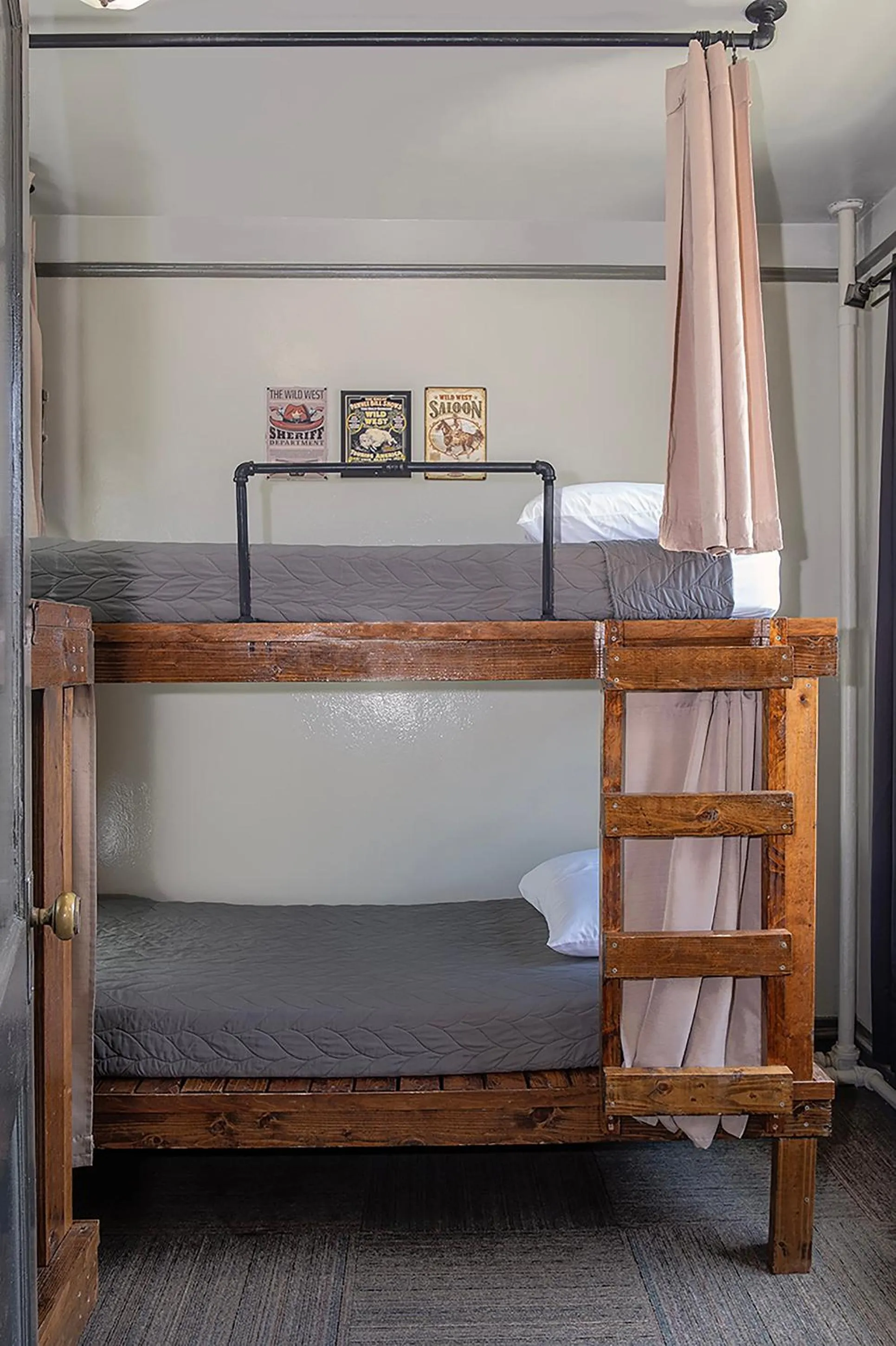 Photo of the whole room, Bed in Gardner Hotel & Hostel