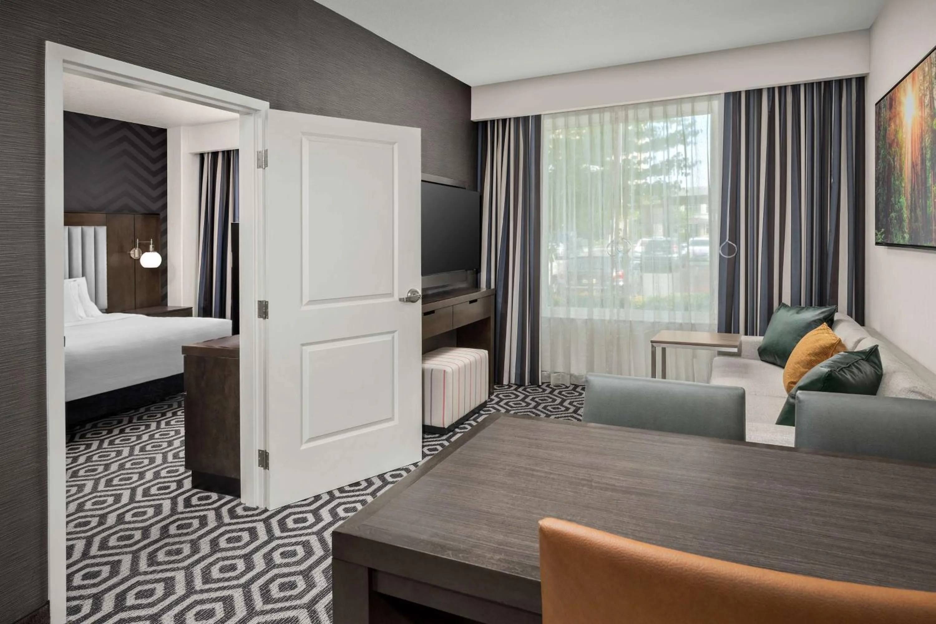Bedroom, Bed in Embassy Suites Portland/Hillsboro