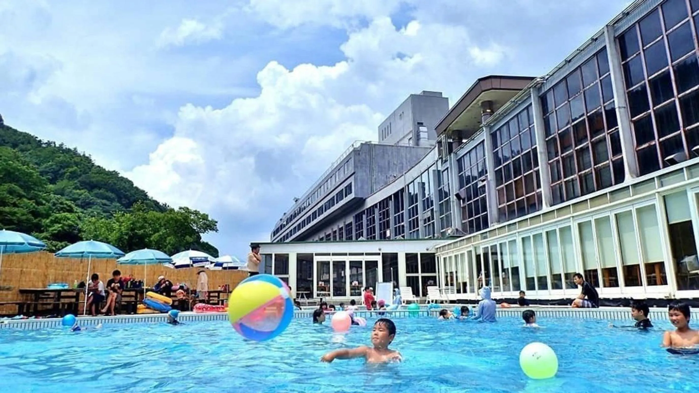 Pool view in Okudogo Ichiyunomori