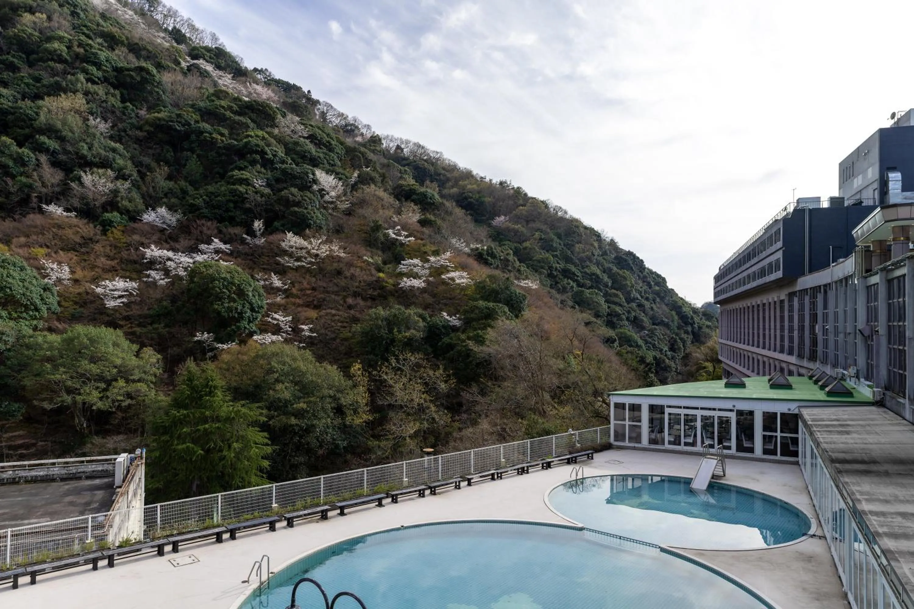 Spring in Okudogo Ichiyunomori