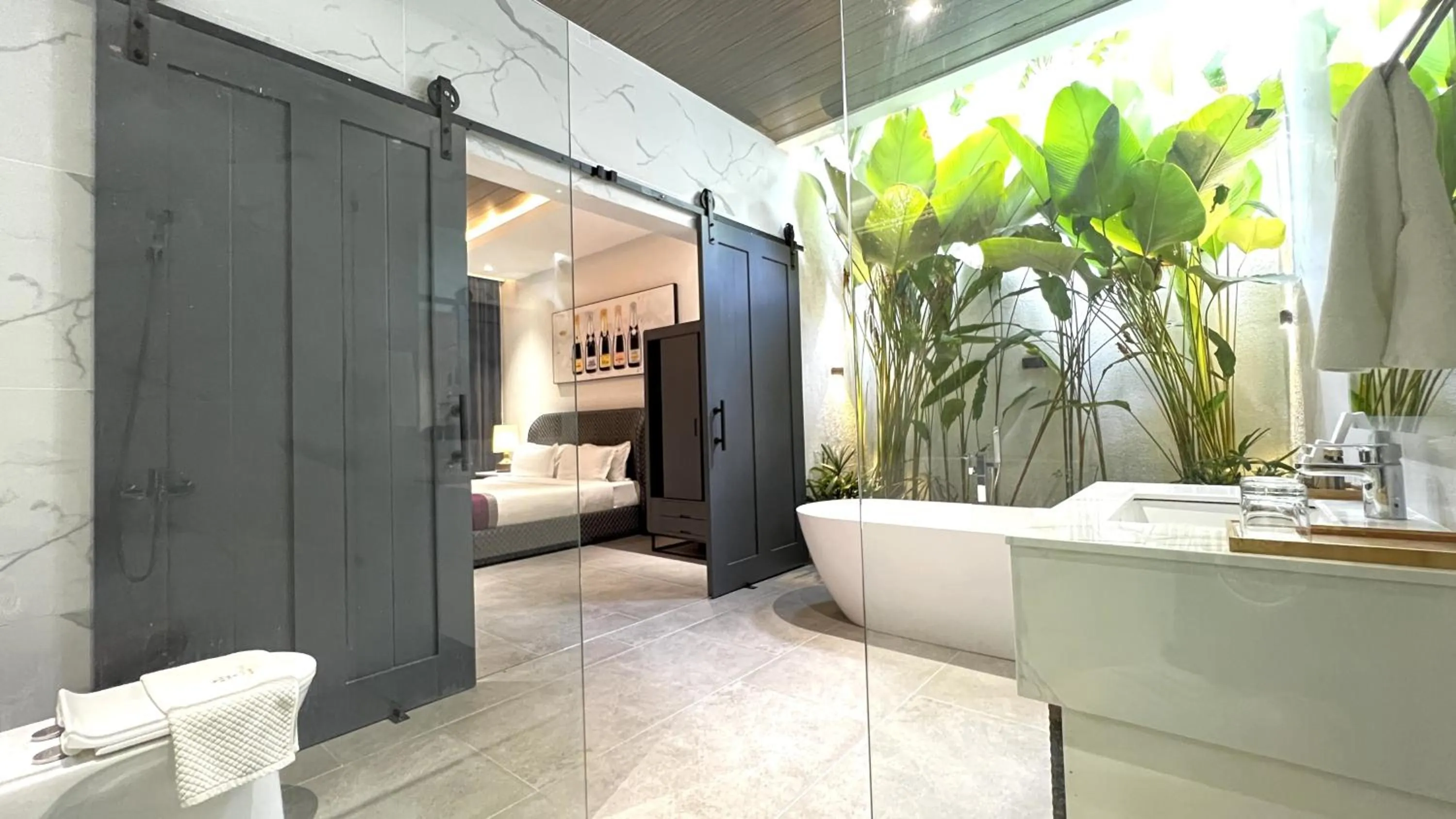 Shower in The Vineyard at Tanauan