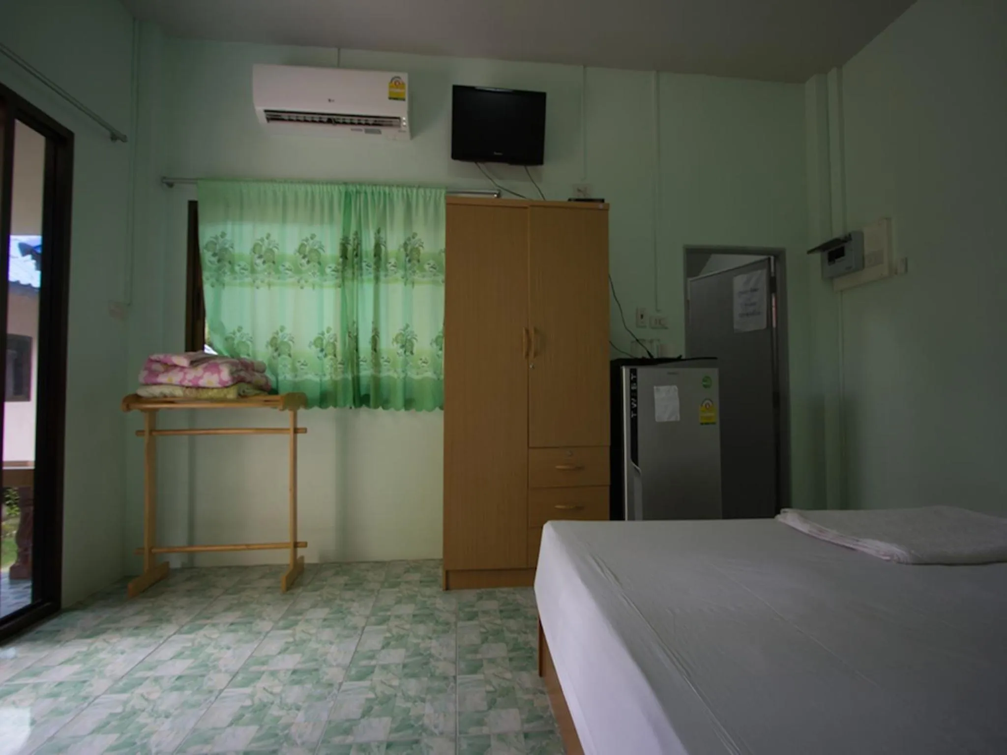 Decorative detail, Bed in Chaiwat Resort