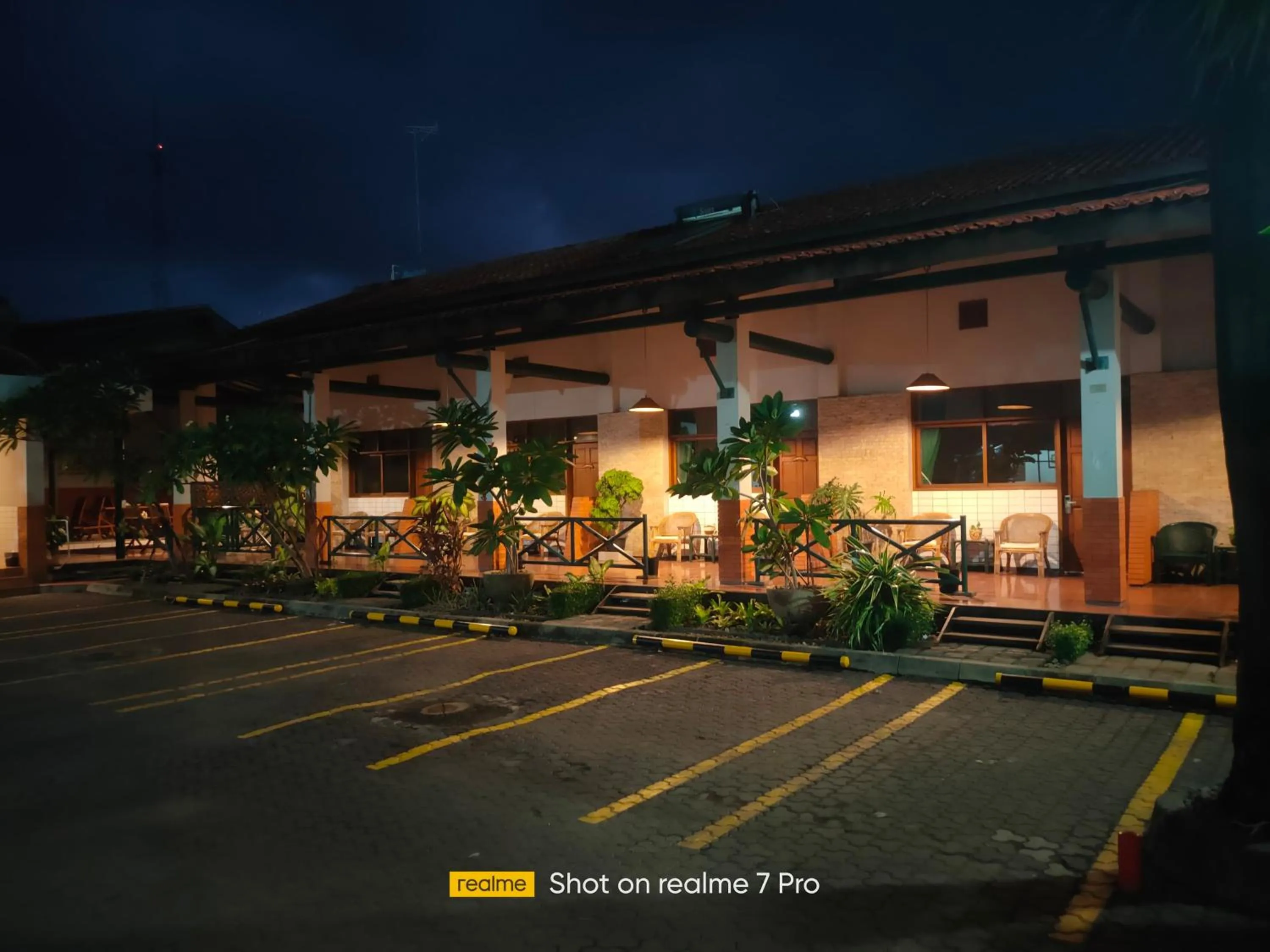 Parking in HOTEL ANEKA BARU