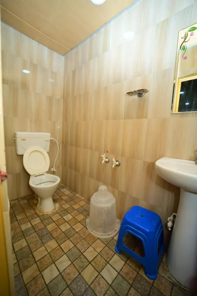 Toilet in SIPAYI RESORT COORG