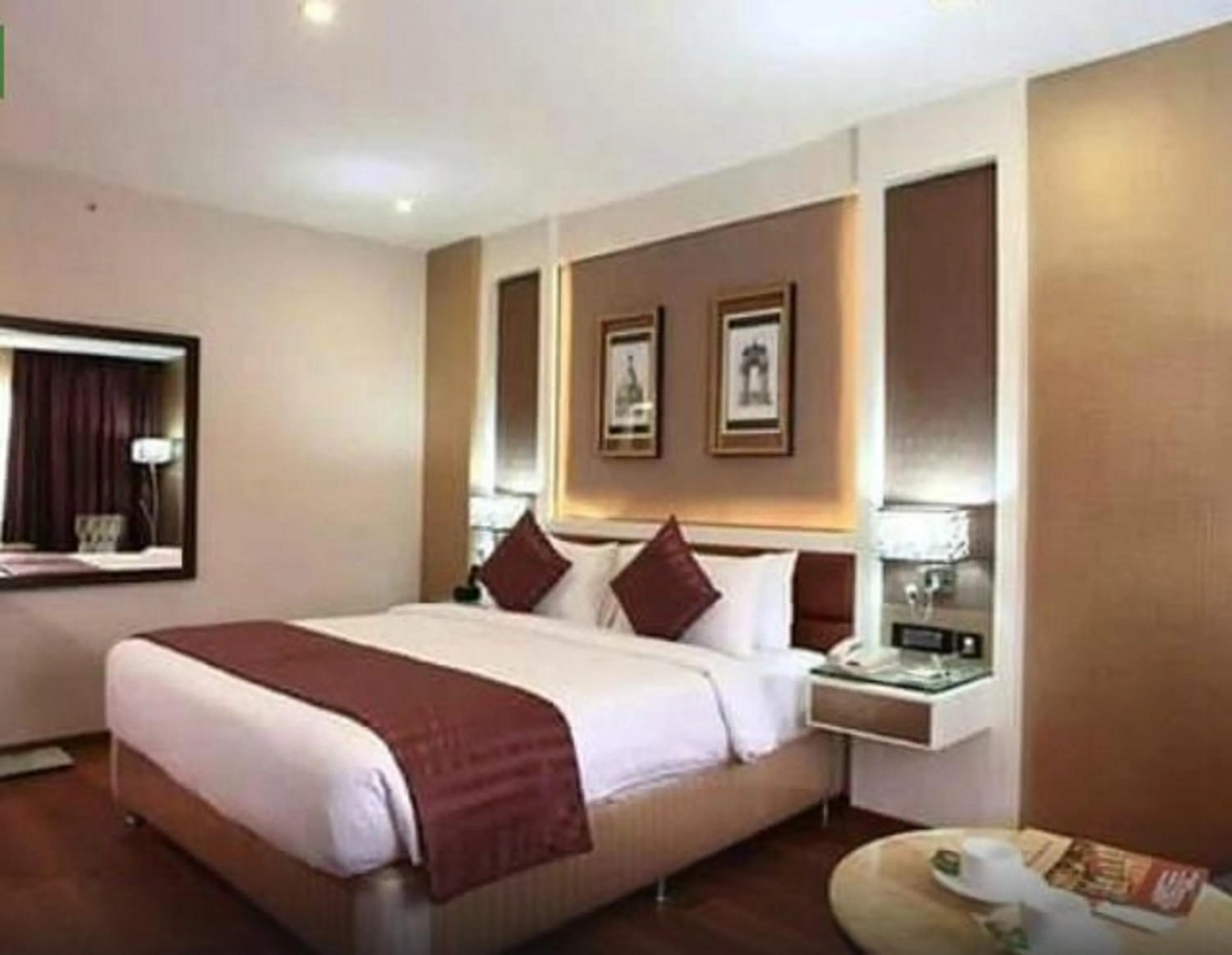 Photo of the whole room, Bed in The Pgs Vedanta