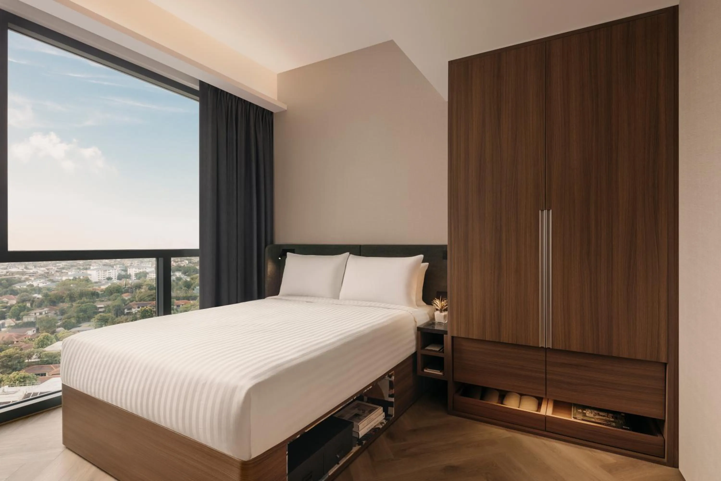 Bedroom, Bed in Quincy House Singapore by Far East Hospitality