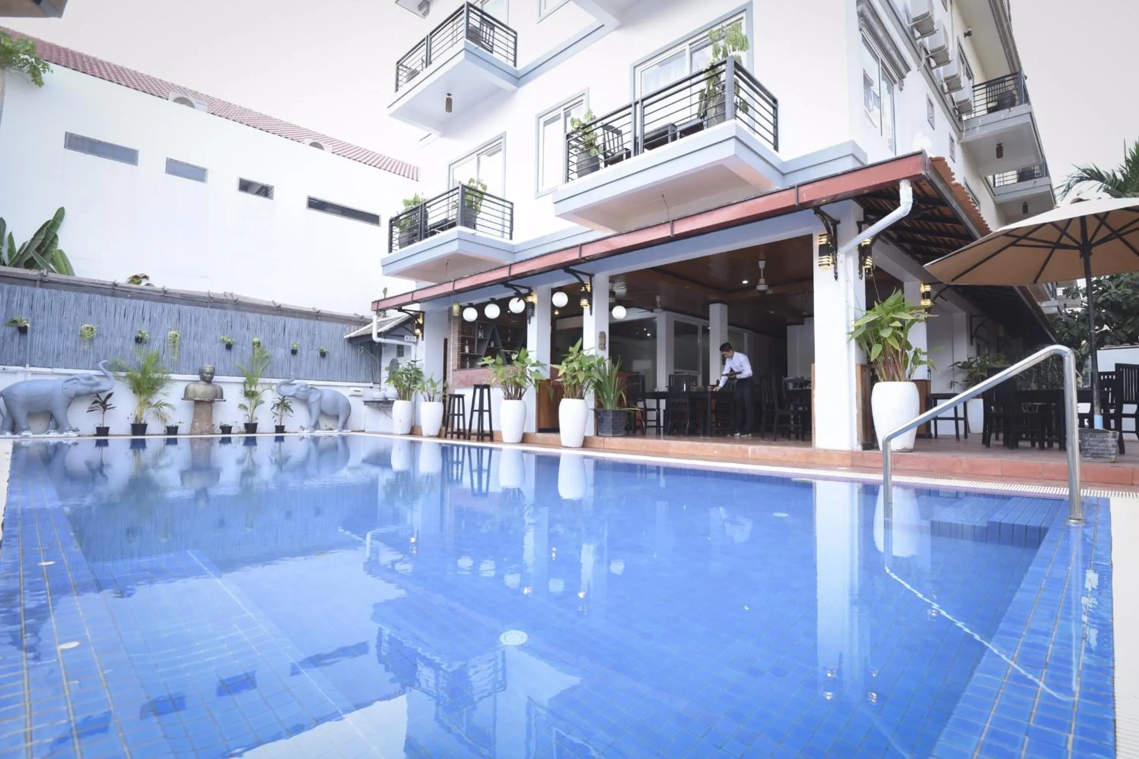 Property building in Golden Orchid Angkor