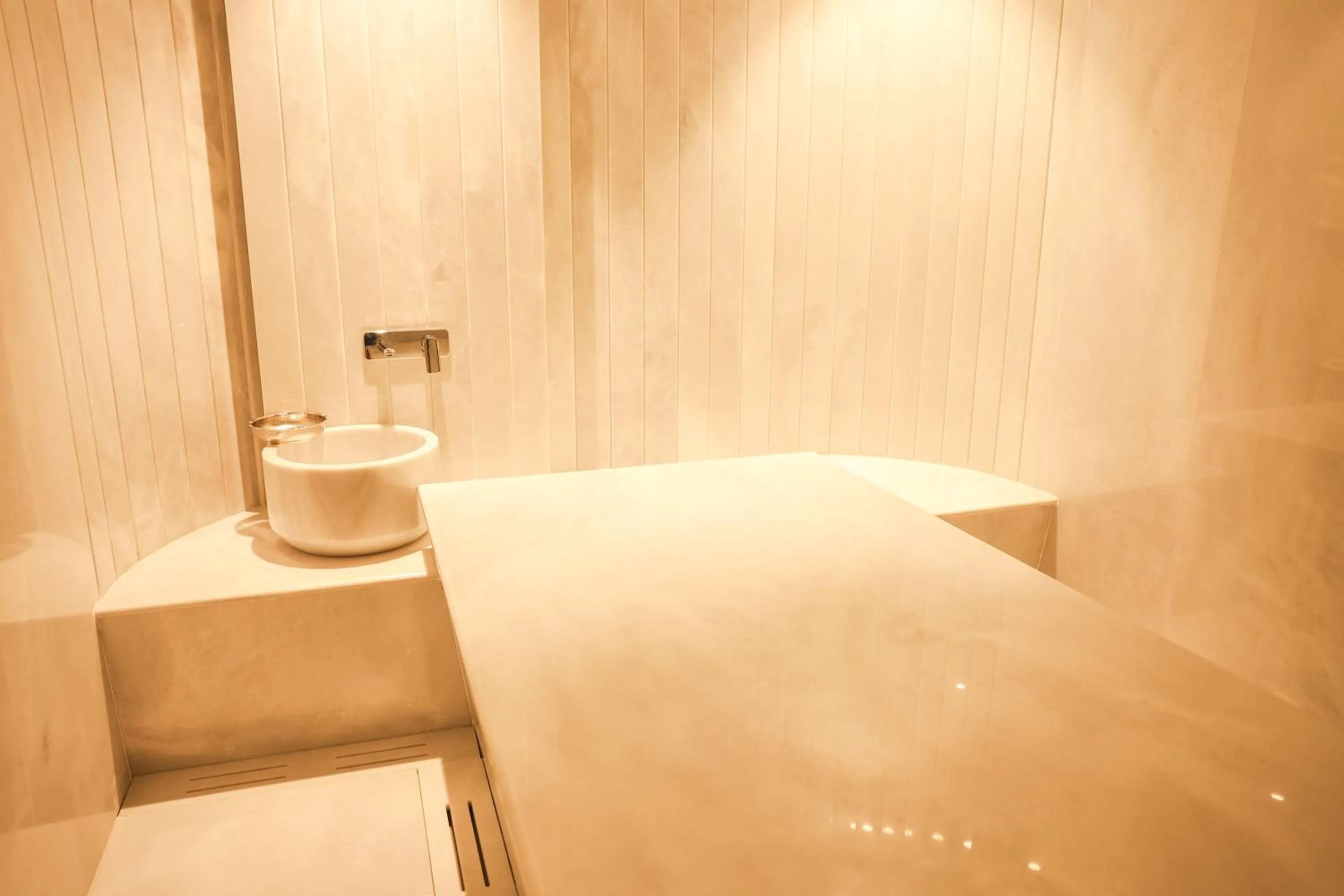 Spa and wellness centre/facilities in Four Hills Hotel