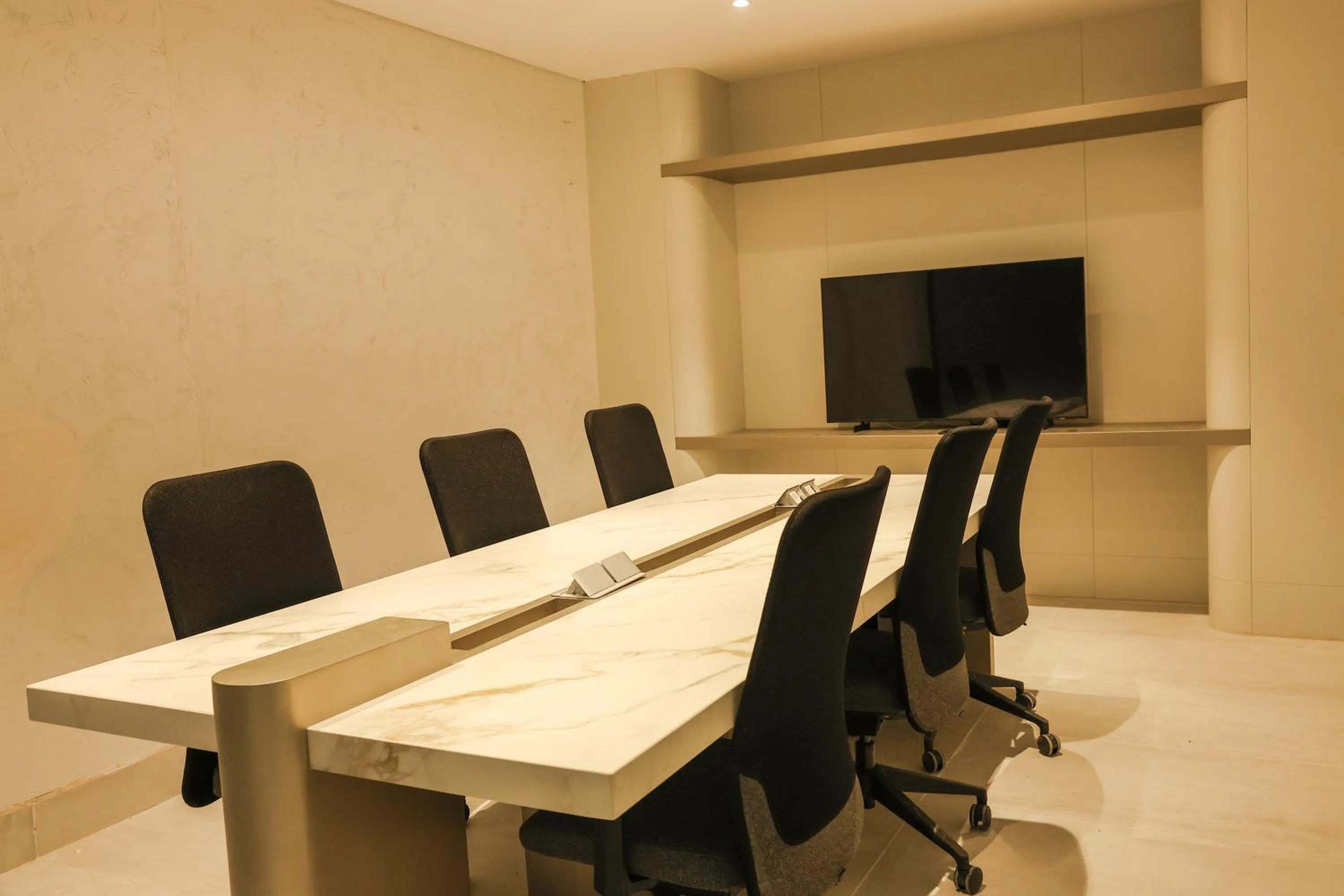 Meeting/conference room in Four Hills Hotel