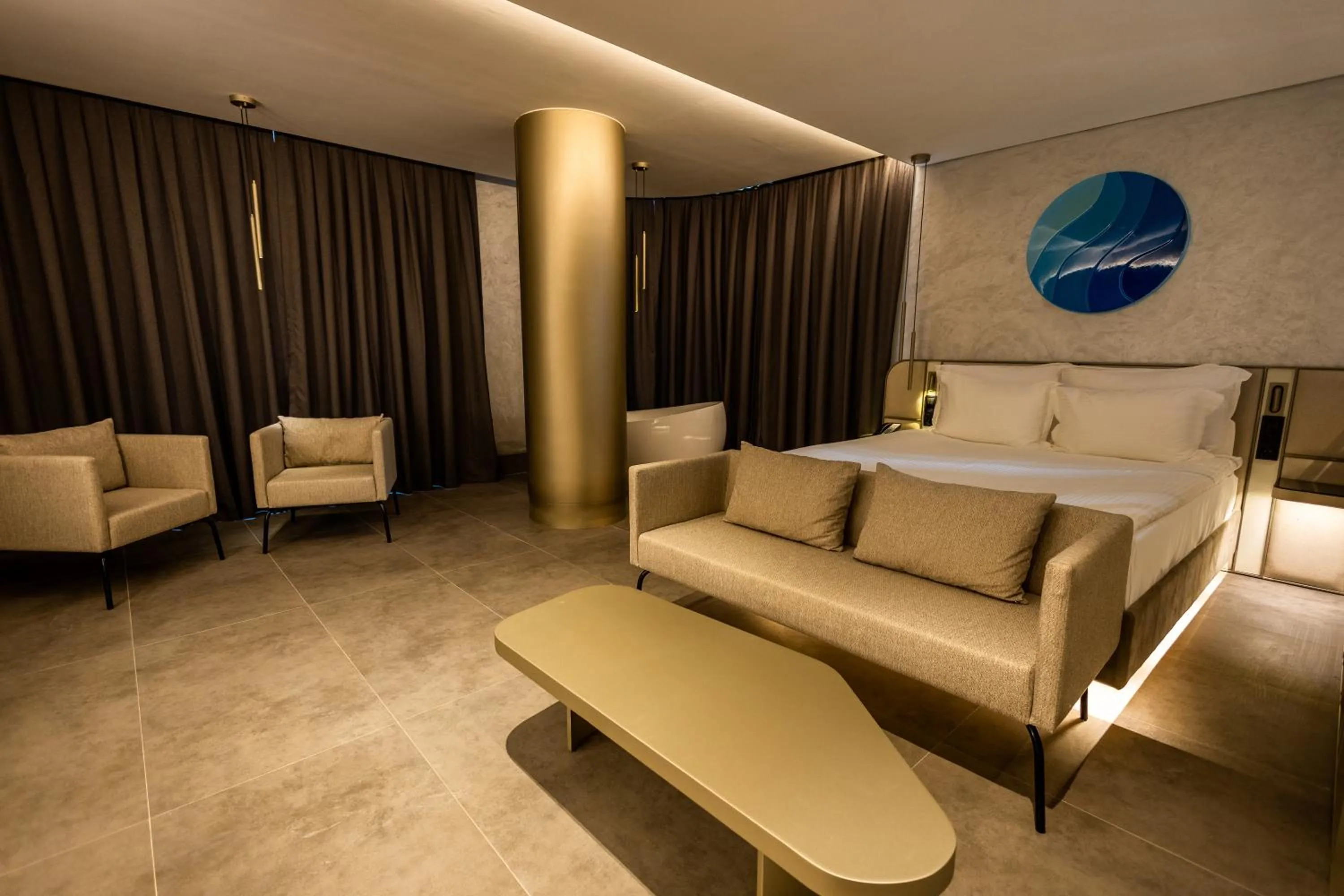 Bed in Four Hills Hotel