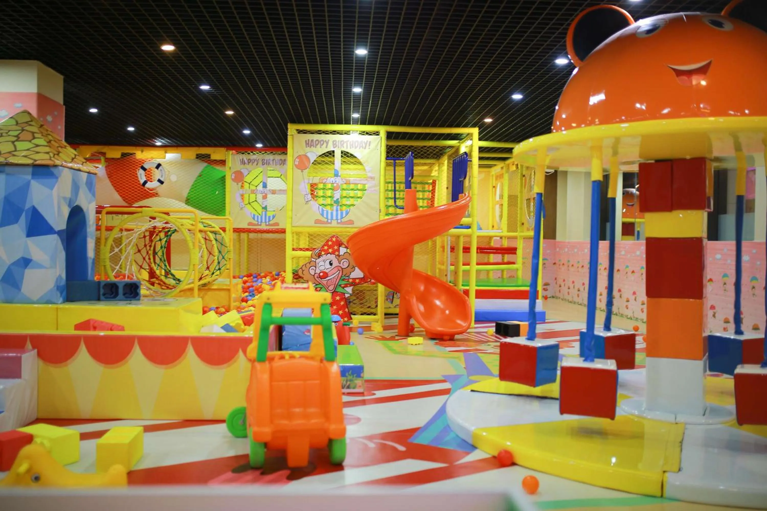 Sports, Kid's Club in Angsana Xian Lintong Hotel