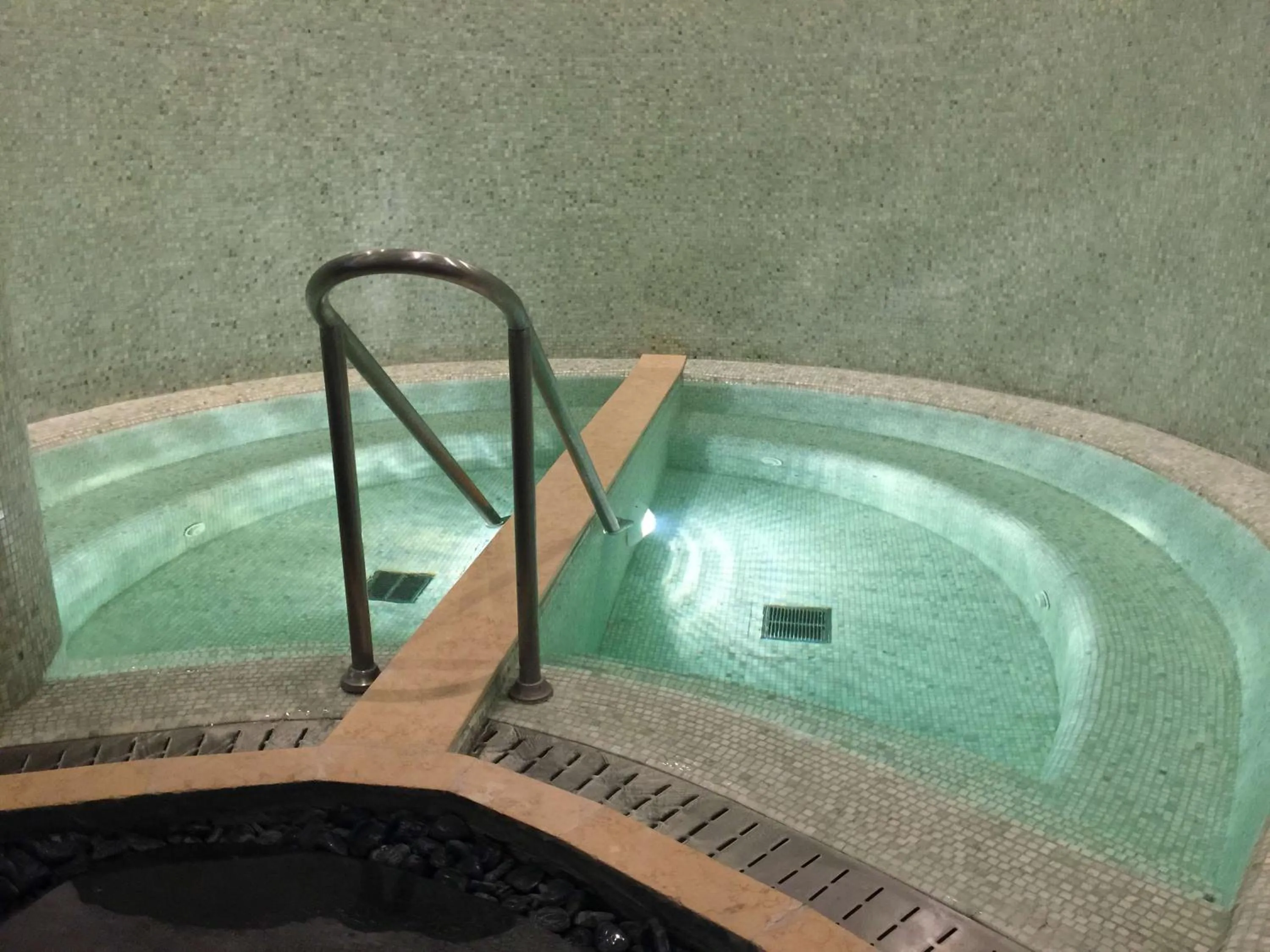 Pool view, Swimming Pool in Angsana Xian Lintong Hotel