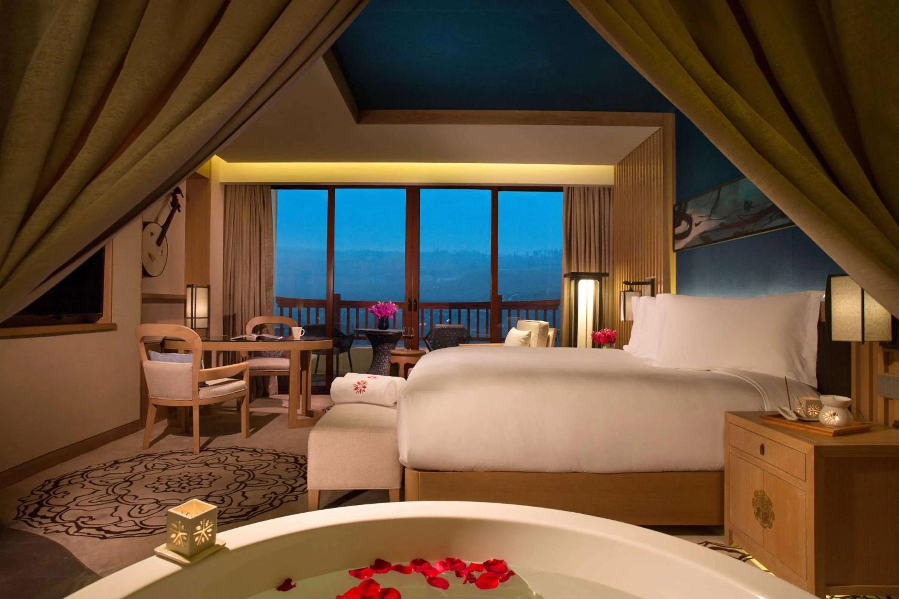 Bedroom in Angsana Xian Lintong Hotel