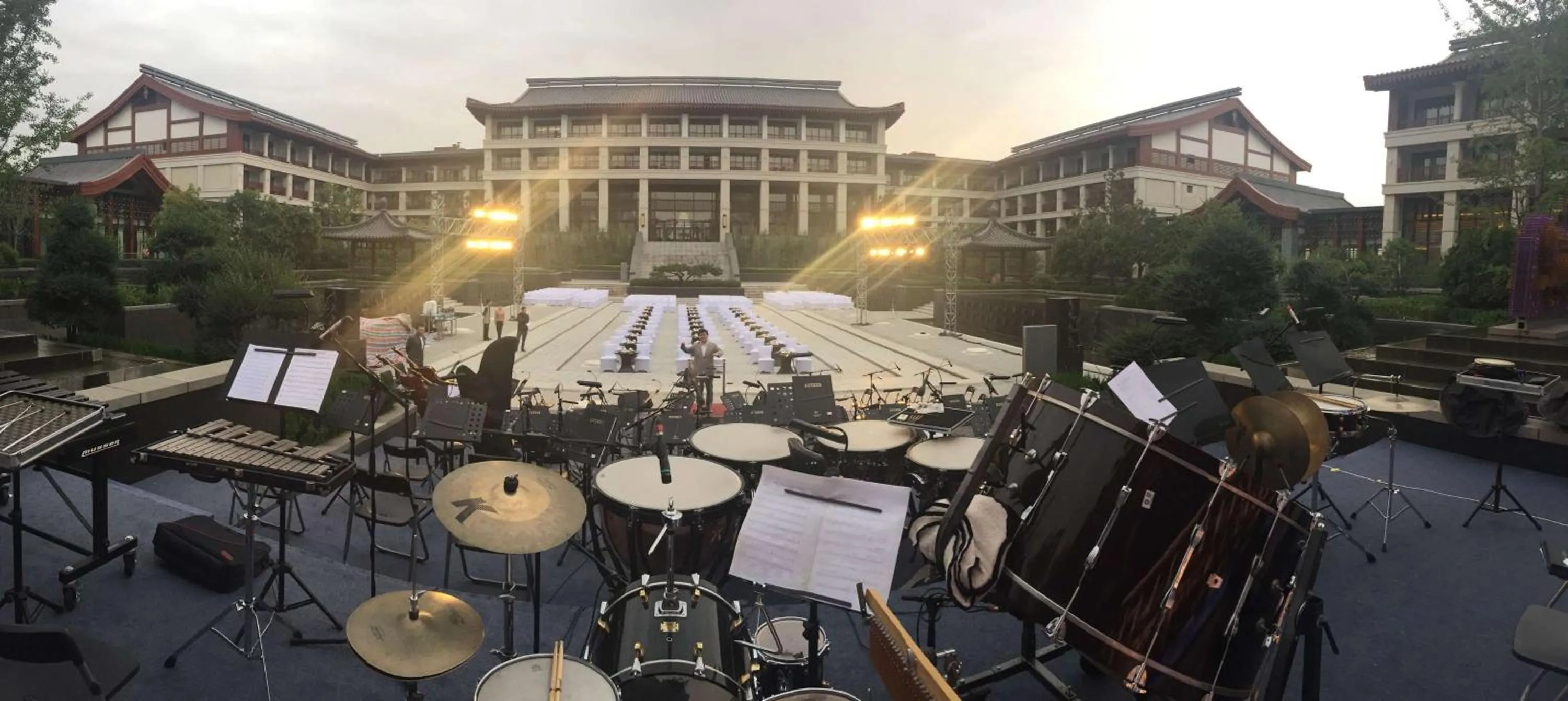 Nearby landmark, Restaurant/Places to Eat in Angsana Xian Lintong Hotel