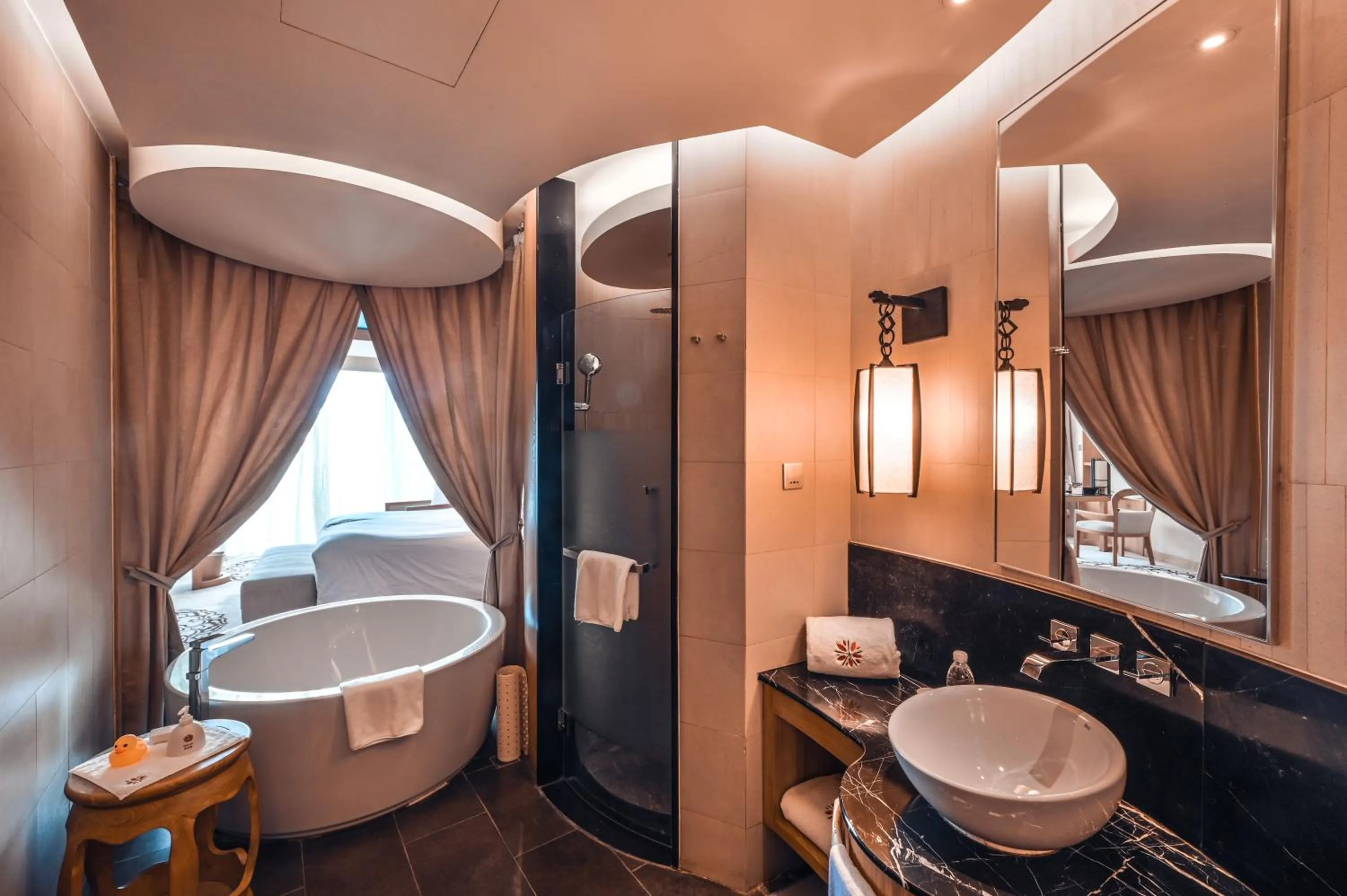 Toilet, Bathroom in Angsana Xian Lintong Hotel