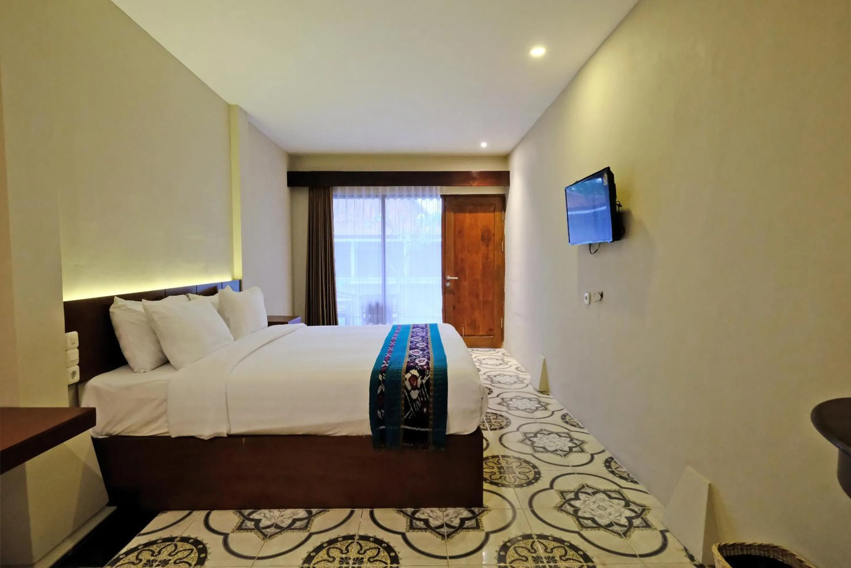 Bedroom, Bed in The Nalaya Hotel & Resto