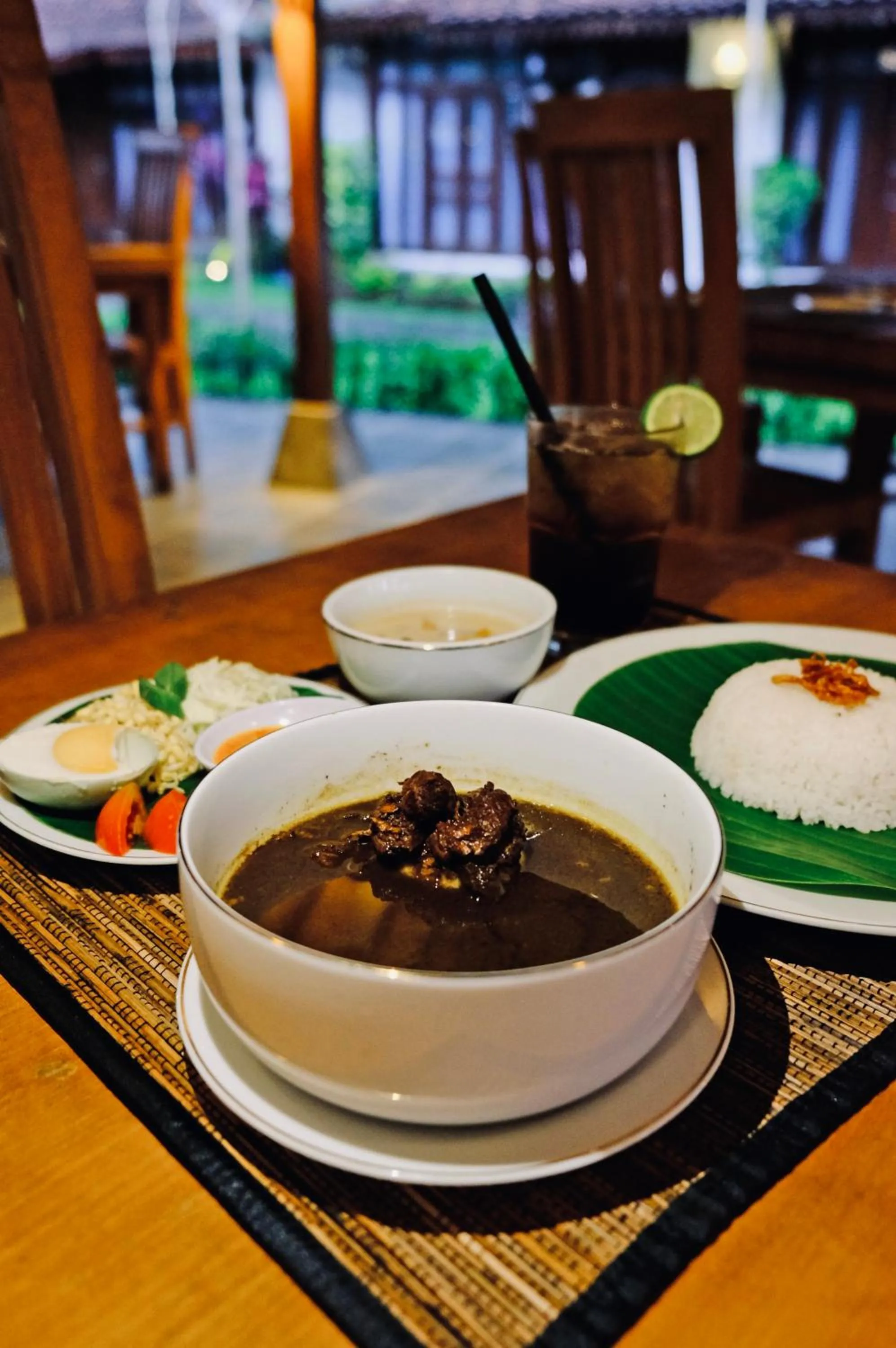 Restaurant/places to eat in The Nalaya Hotel & Resto