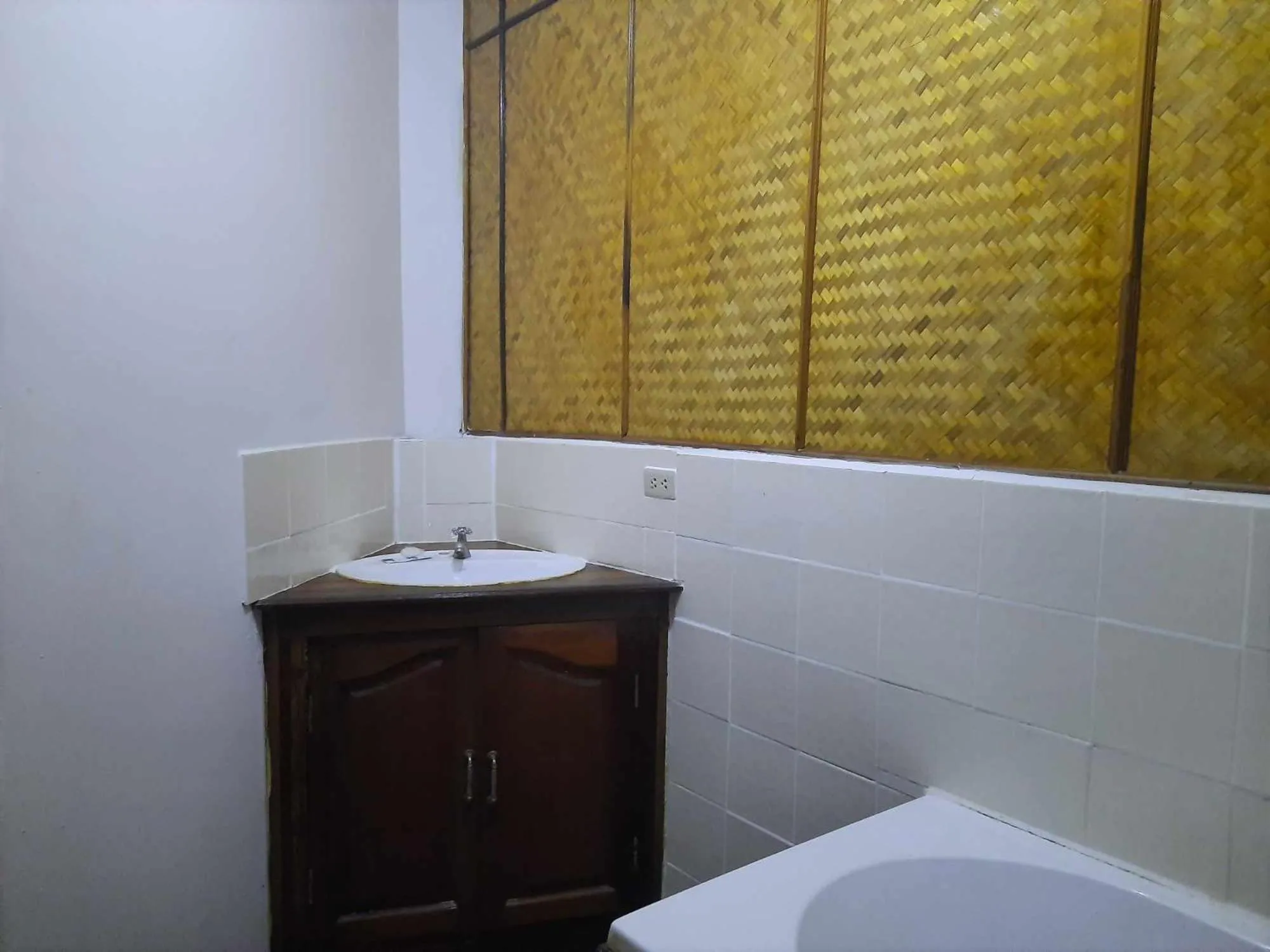 Hin Wong Apartments Dive & Snorkel Resort