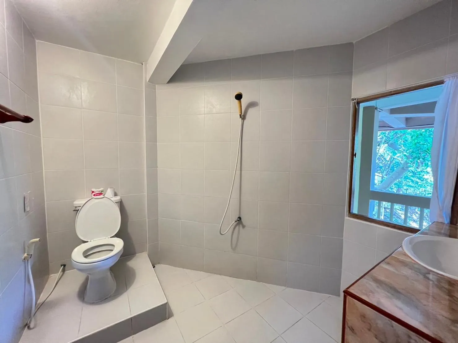 Hin Wong Apartments Dive & Snorkel Resort