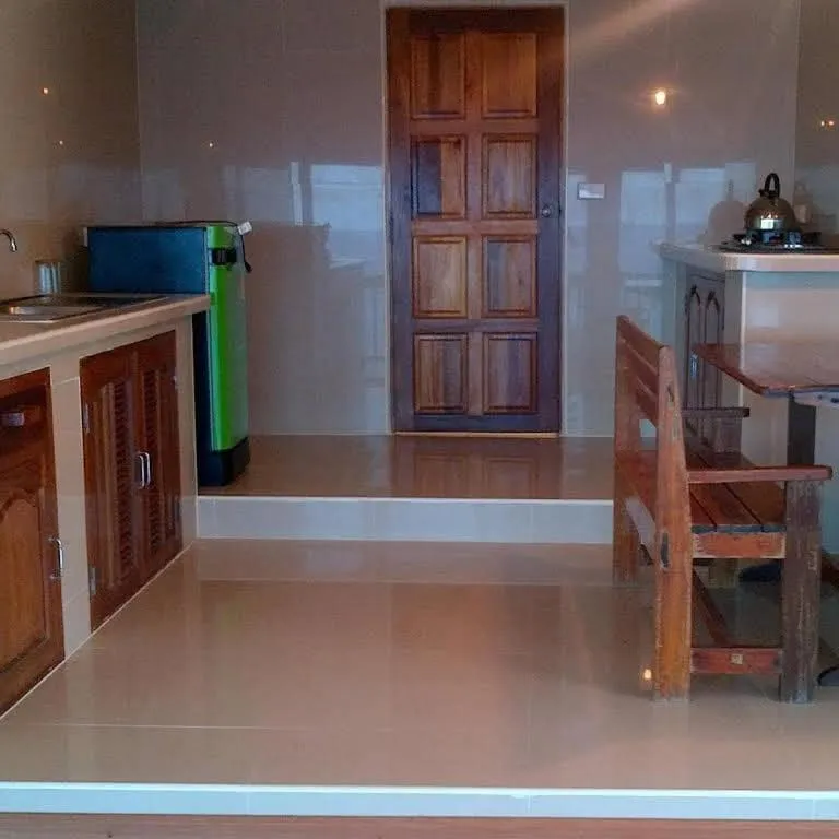 Hin Wong Apartments Dive & Snorkel Resort