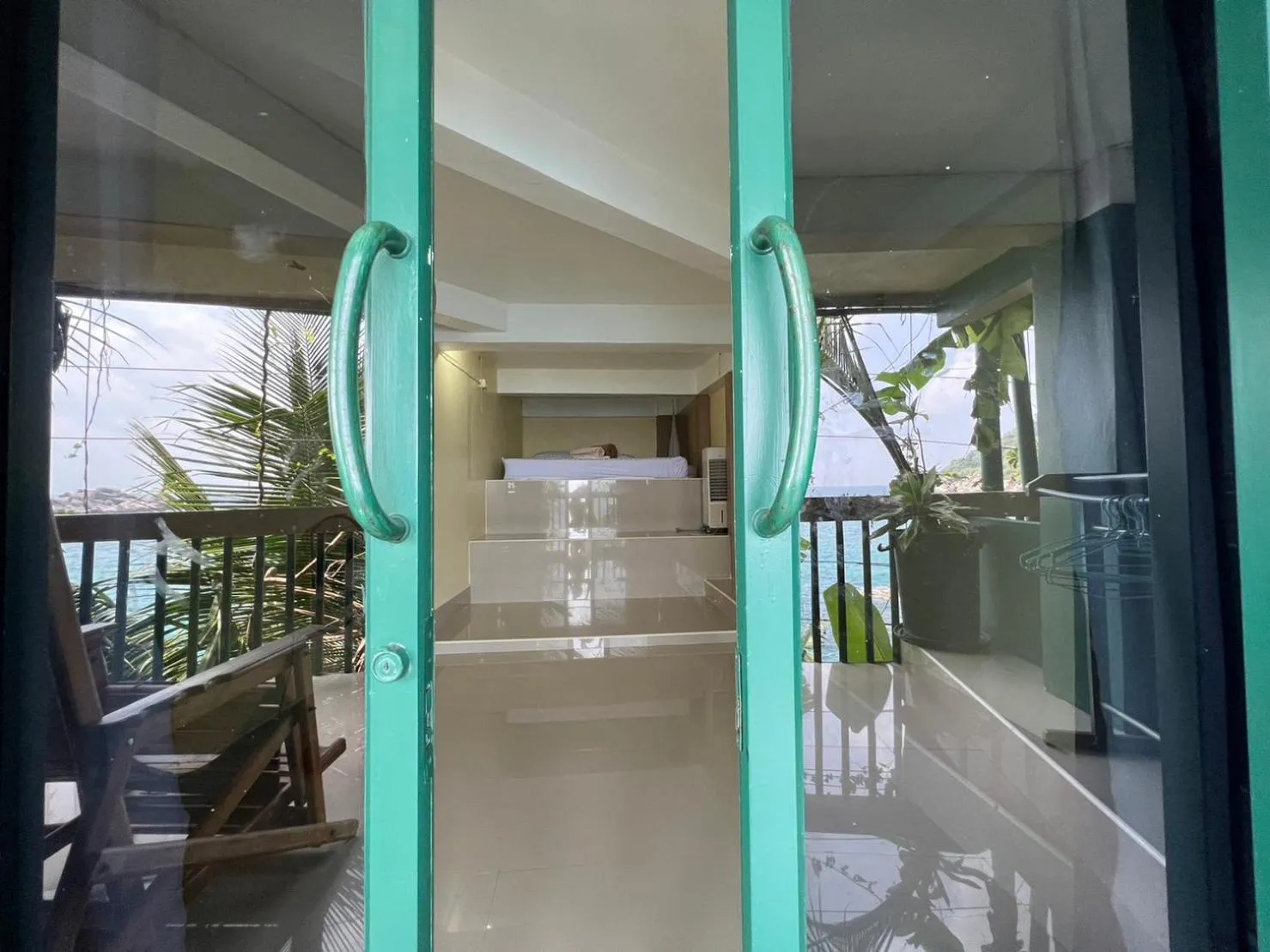 Hin Wong Apartments Dive & Snorkel Resort