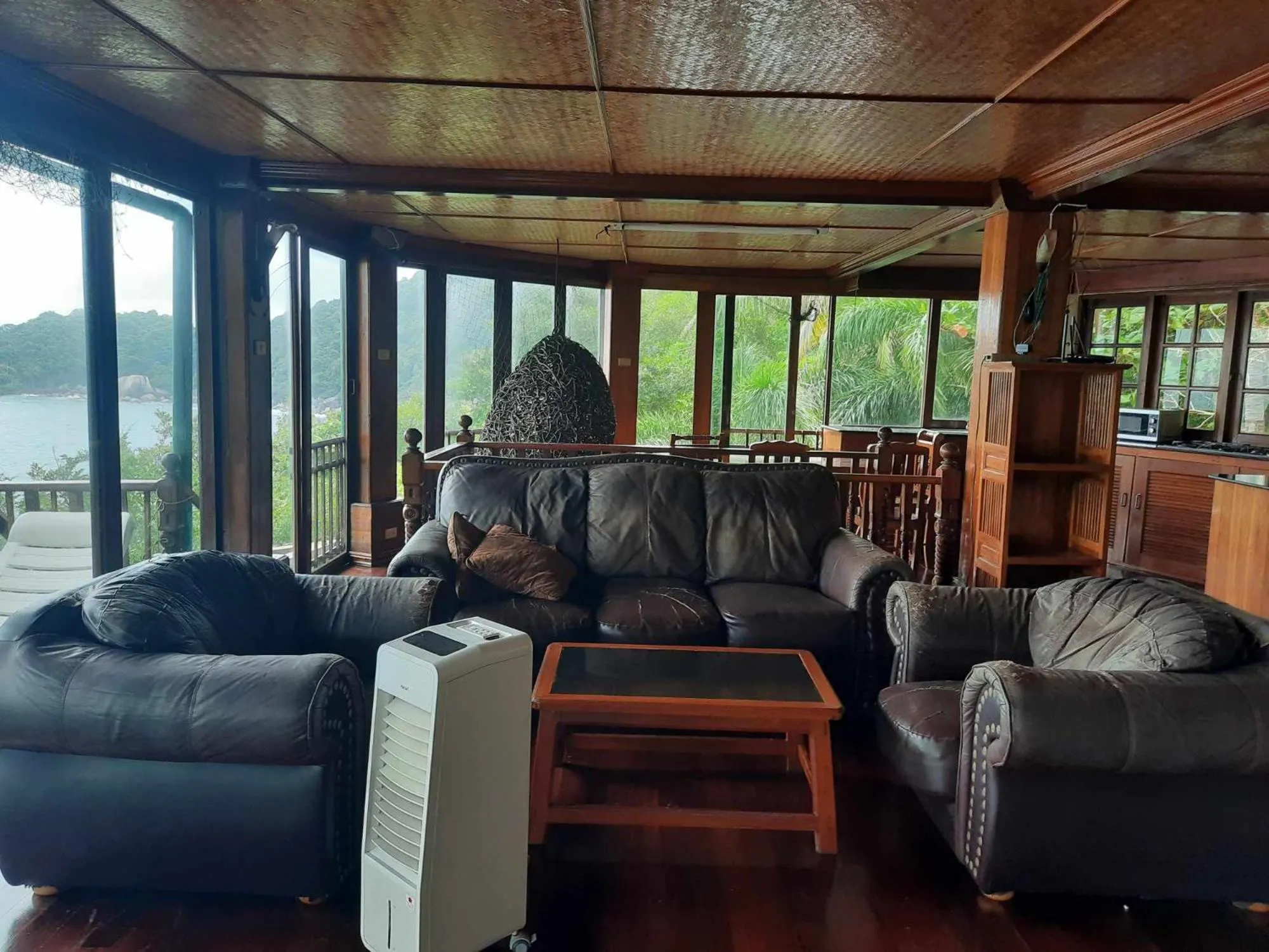 Hin Wong Apartments Dive & Snorkel Resort