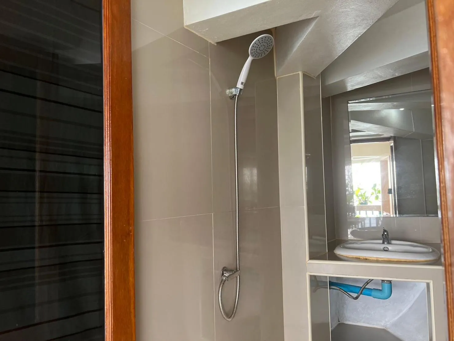 Hin Wong Apartments Dive & Snorkel Resort