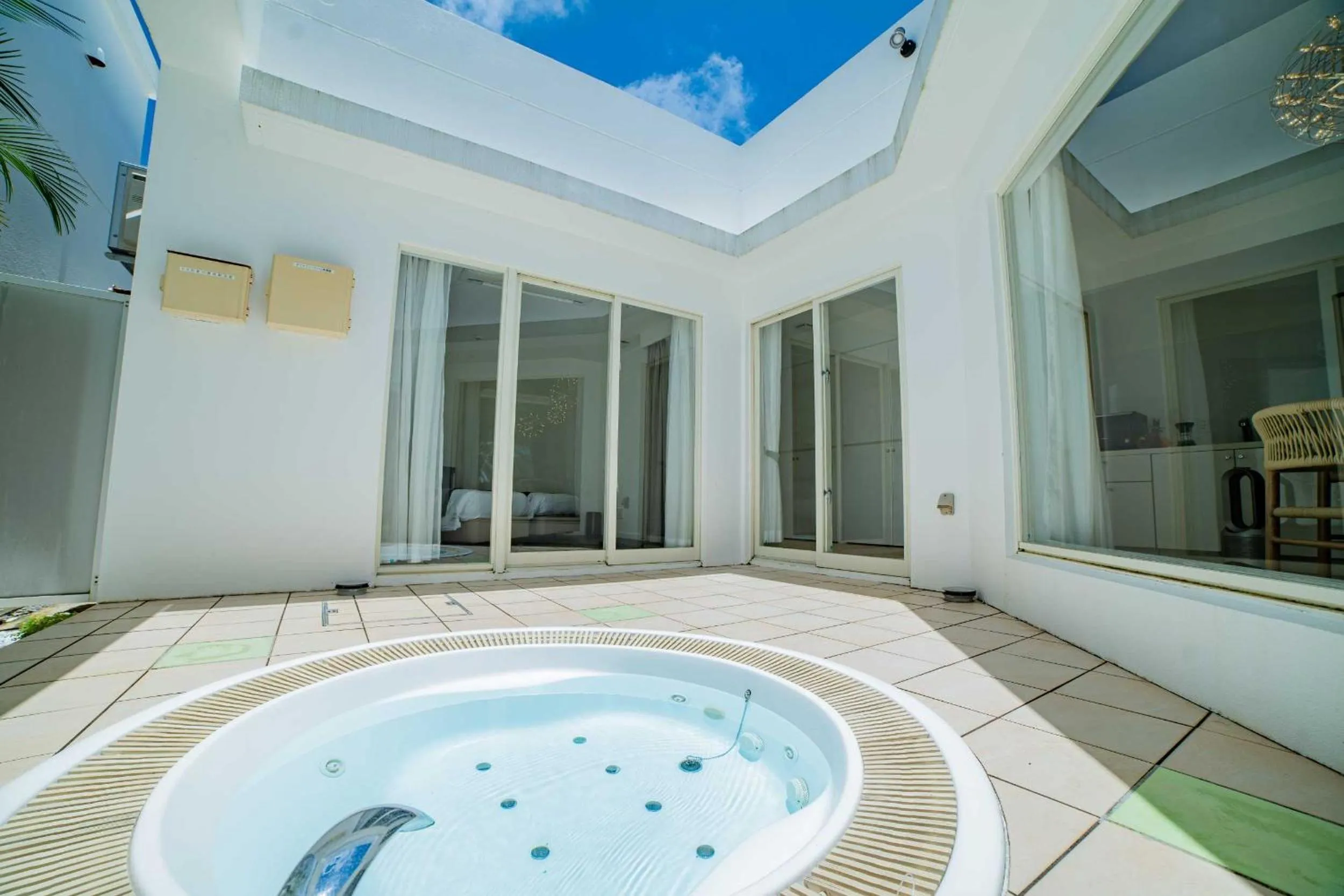 Crystal Villa Miyakojima Sunayama Beach