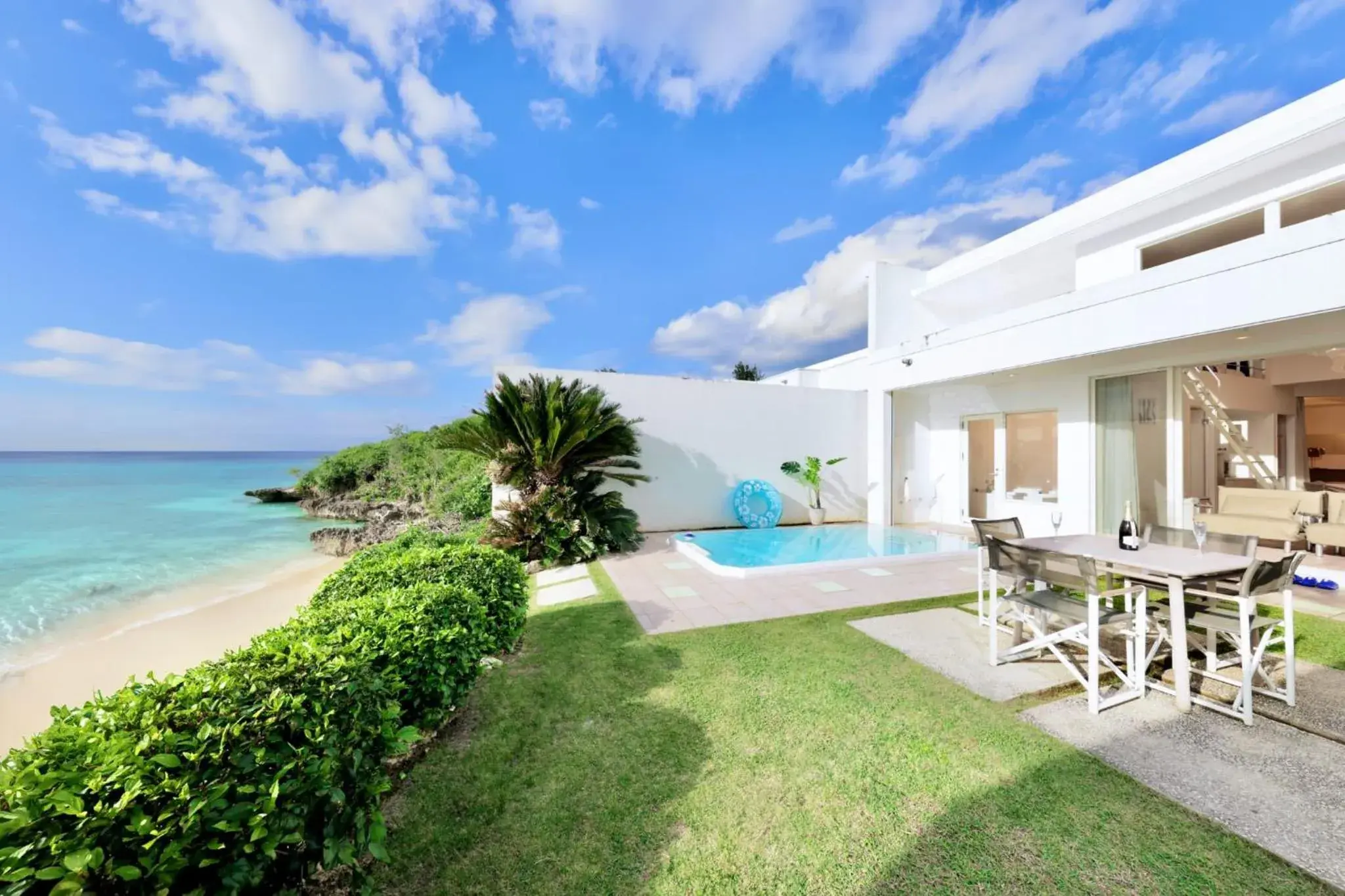 Deluxe Maisonette Villa with Pool in Crystal Villa Miyakojima Sunayama Beach Deluxe Maisonette Villa with Pool in Crystal Villa Miyakojima Sunayama Beach