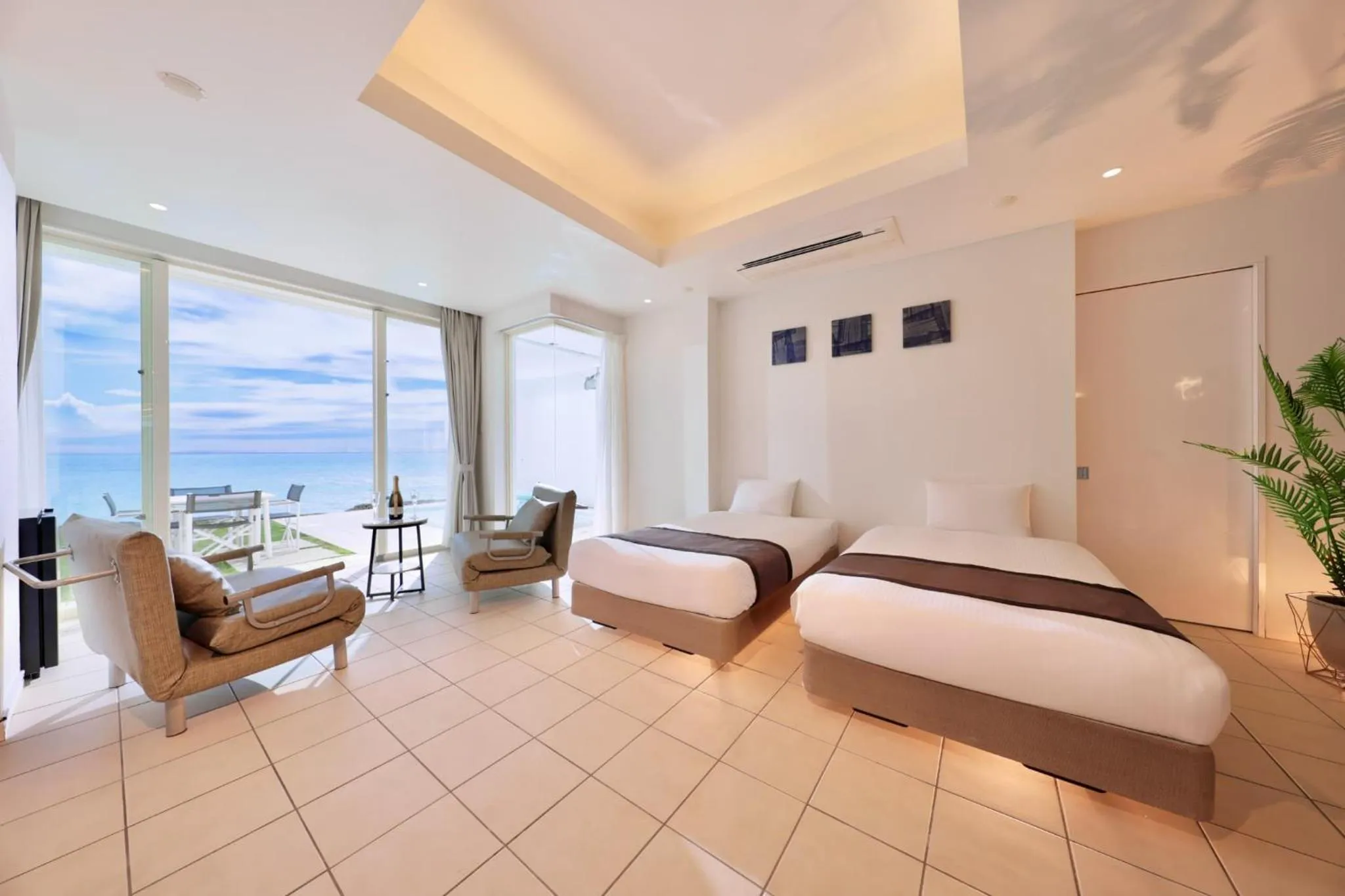 Bed in Crystal Villa Miyakojima Sunayama Beach