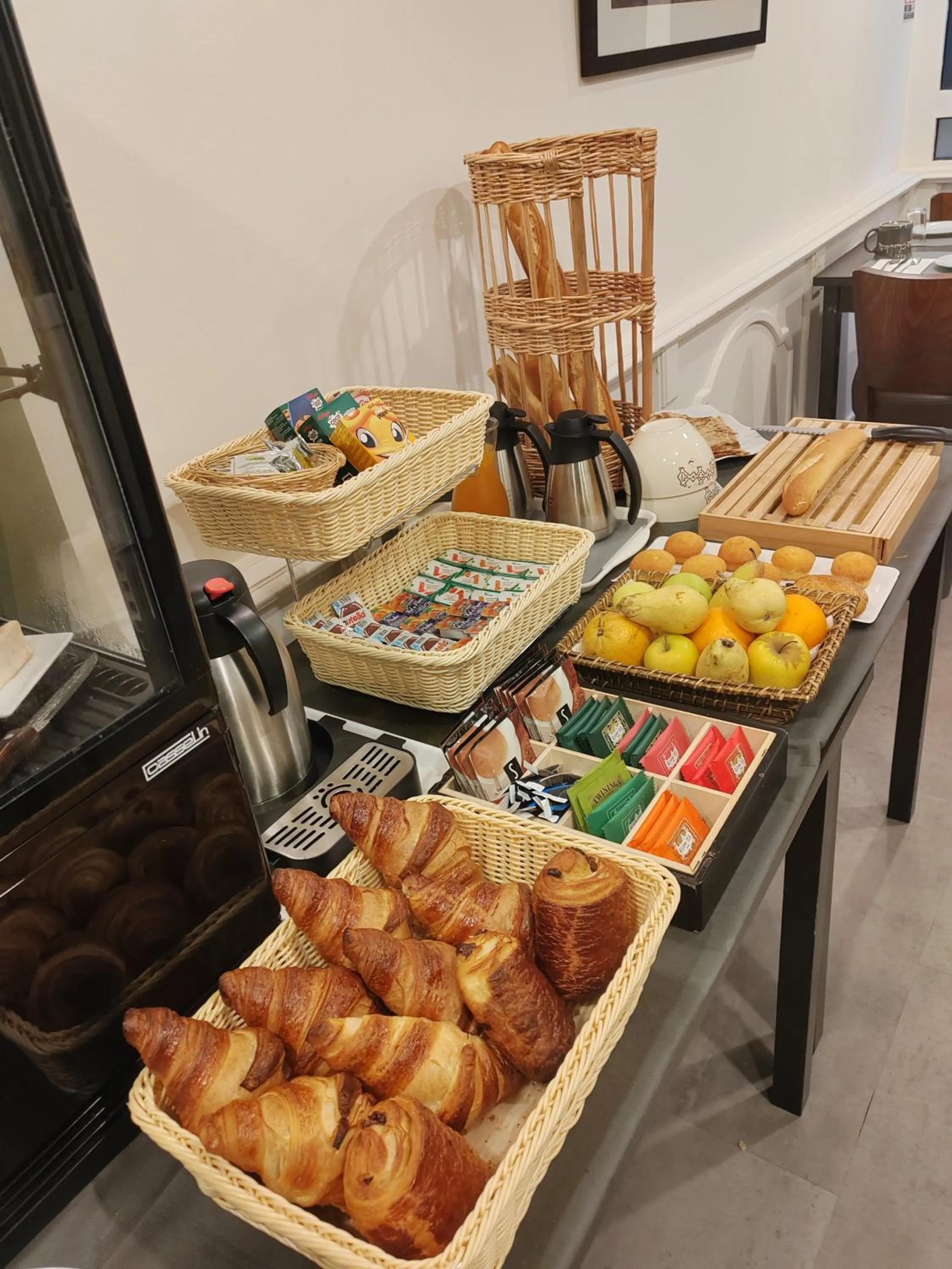 Breakfast in Hôtel Au Grand Duquesne