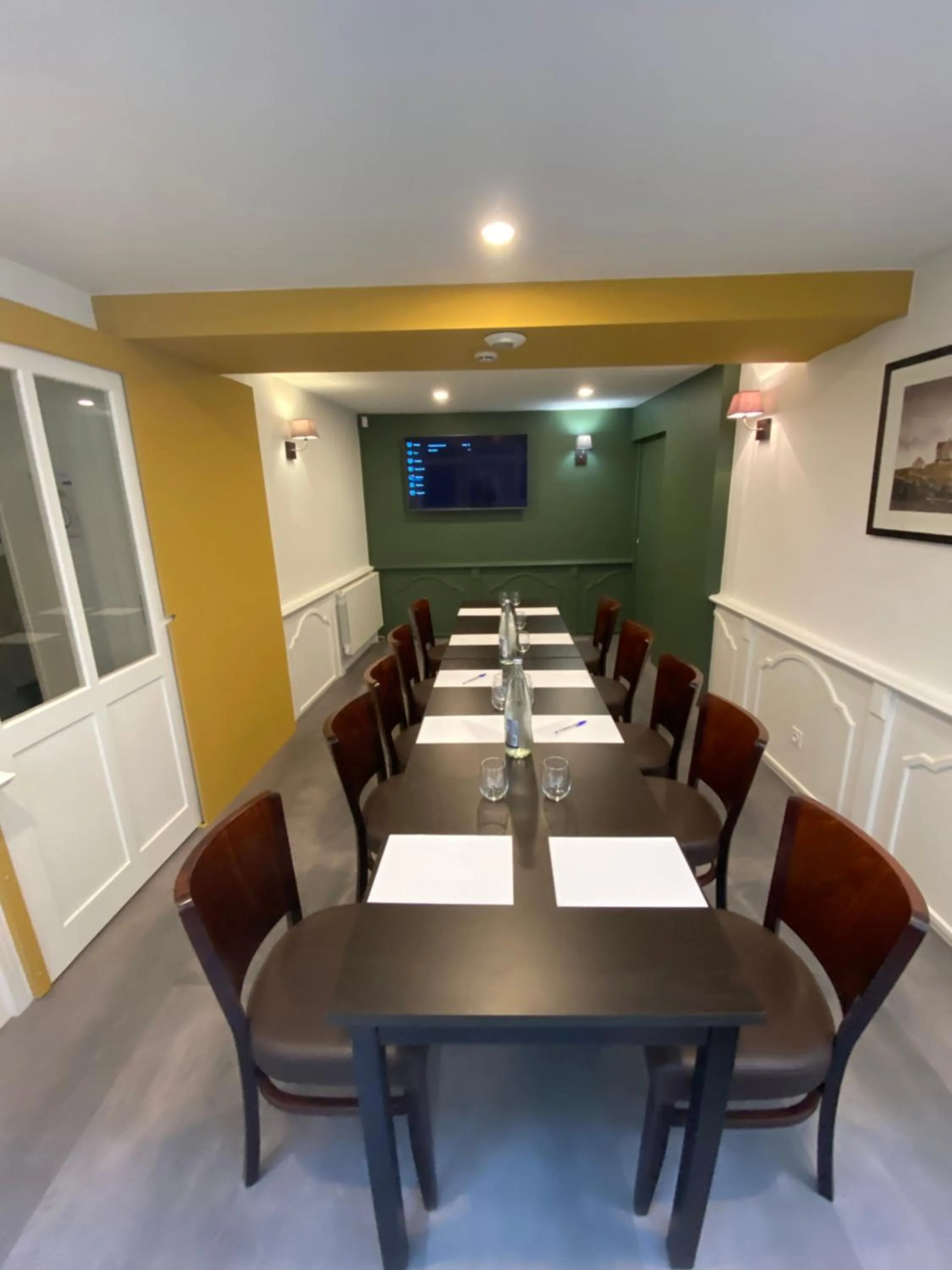 Seating area in Hôtel Au Grand Duquesne