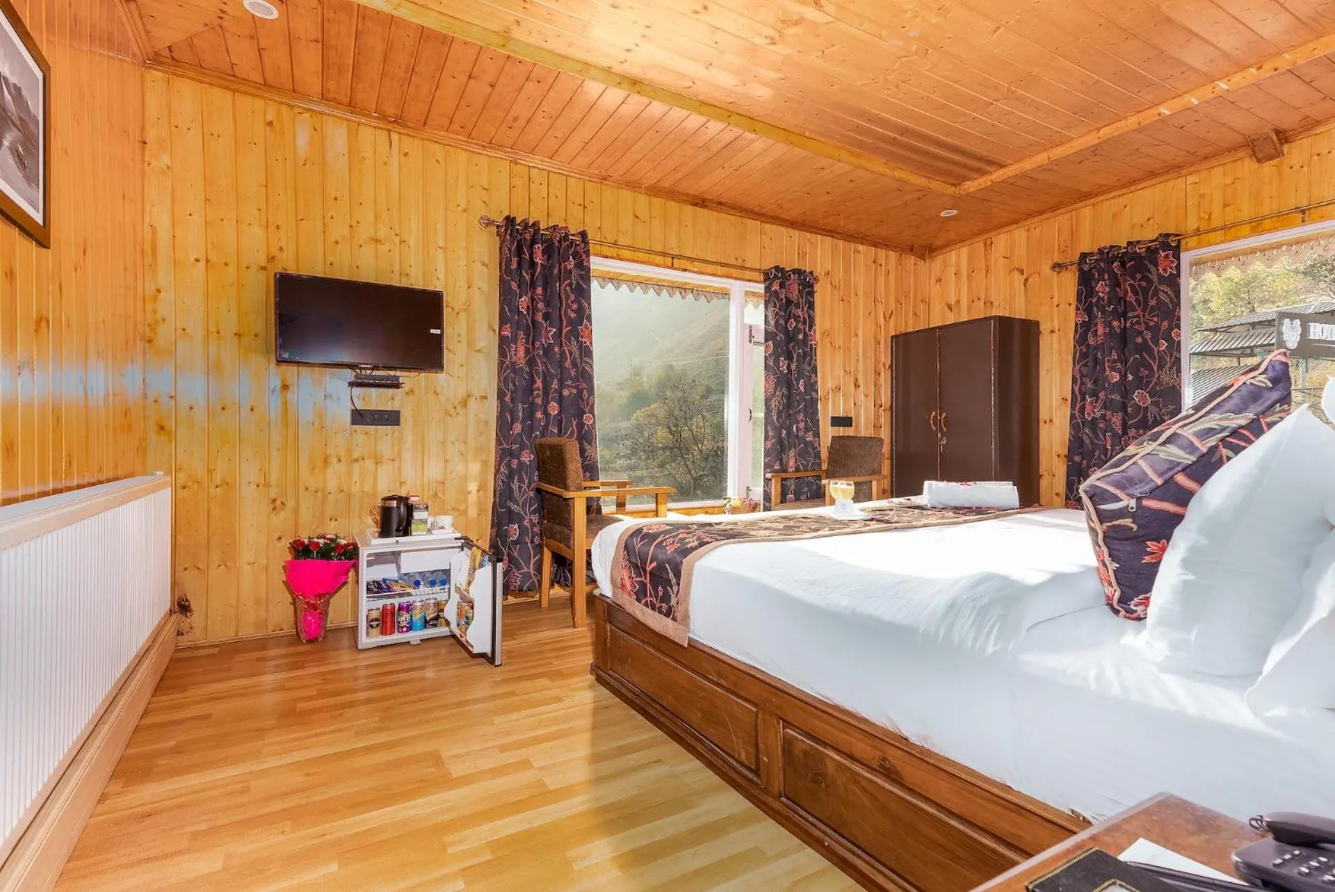 Double Room - single occupancy in Marina Drung Waterfall By Stay Pattern