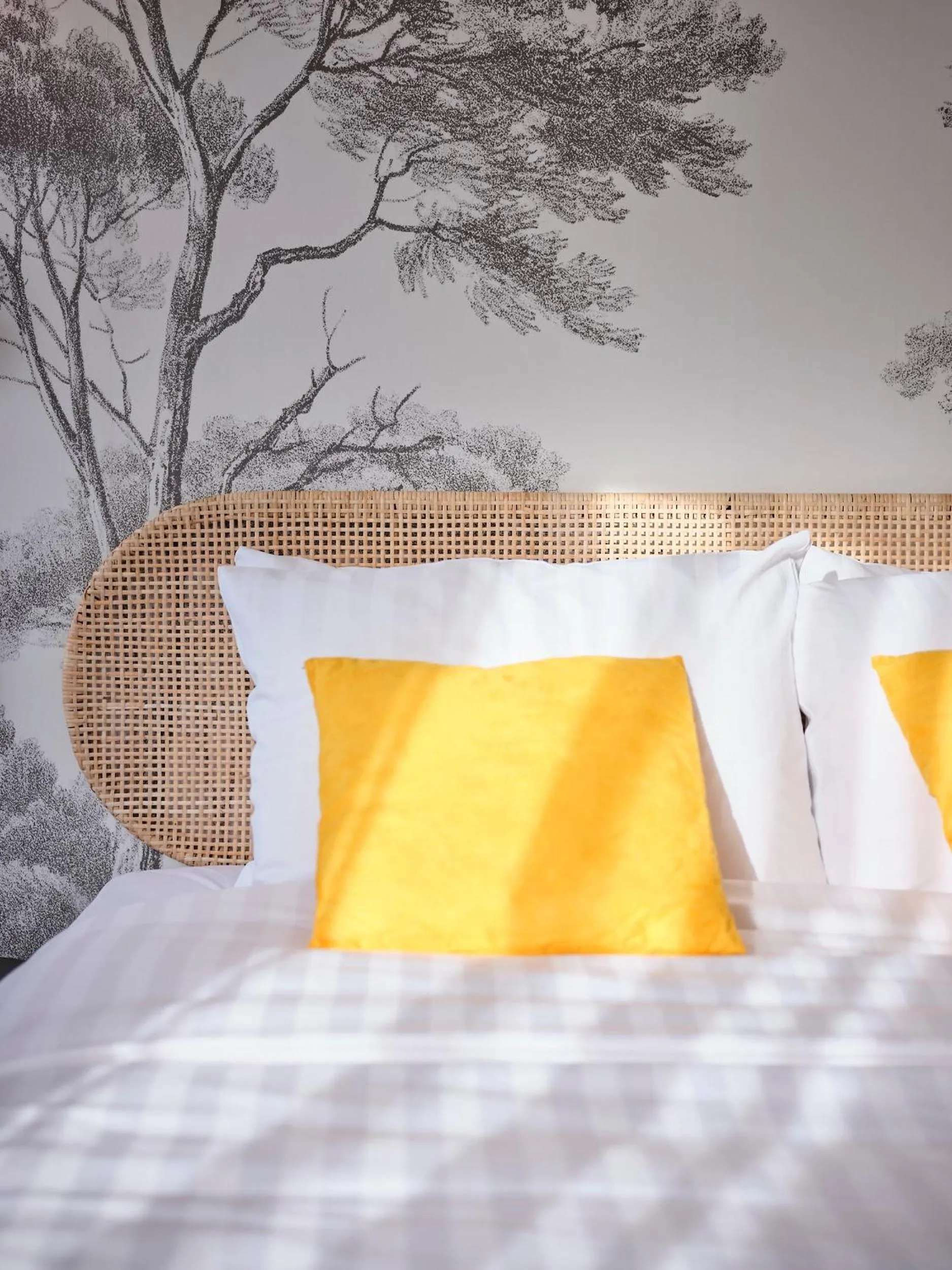 Bed in Maison Heym Bordeaux