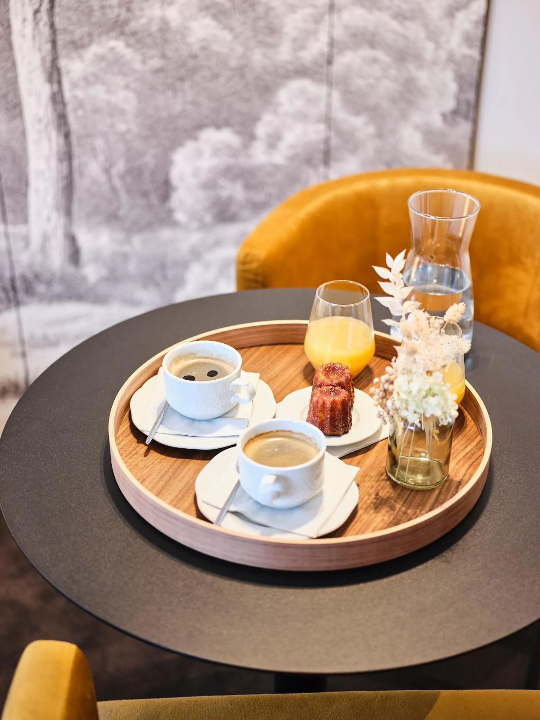 Food and drinks in Maison Heym Bordeaux